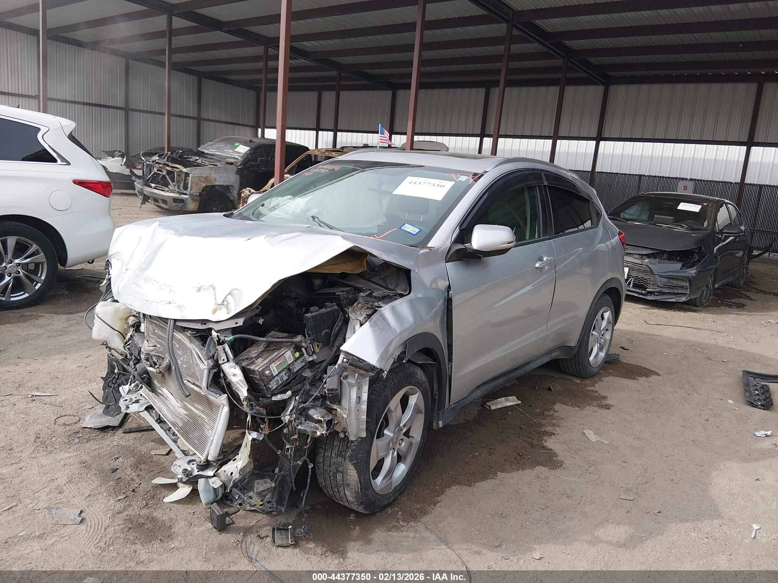 HONDA HR-V image 2