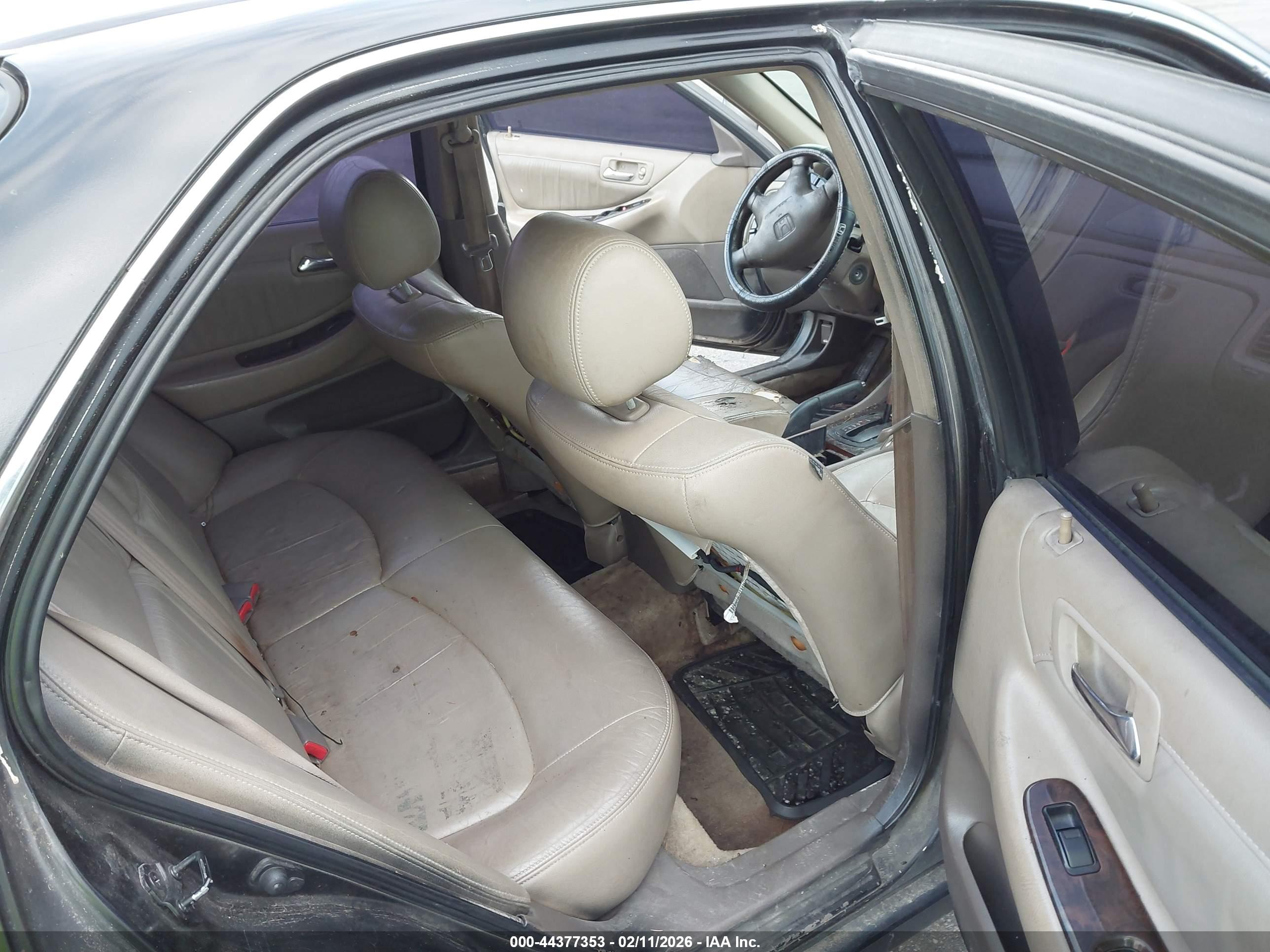 HONDA ACCORD image 8