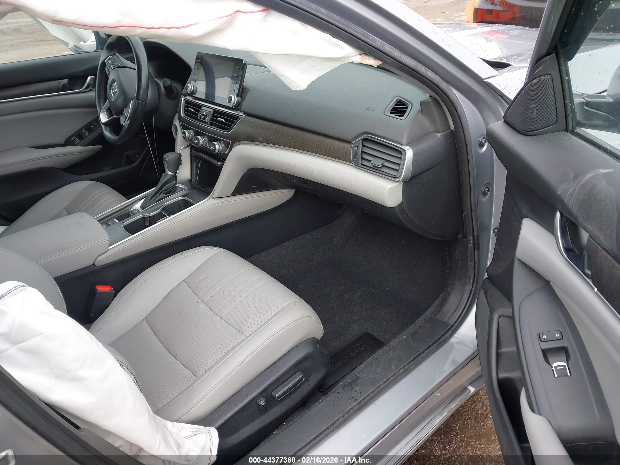 HONDA ACCORD image 5
