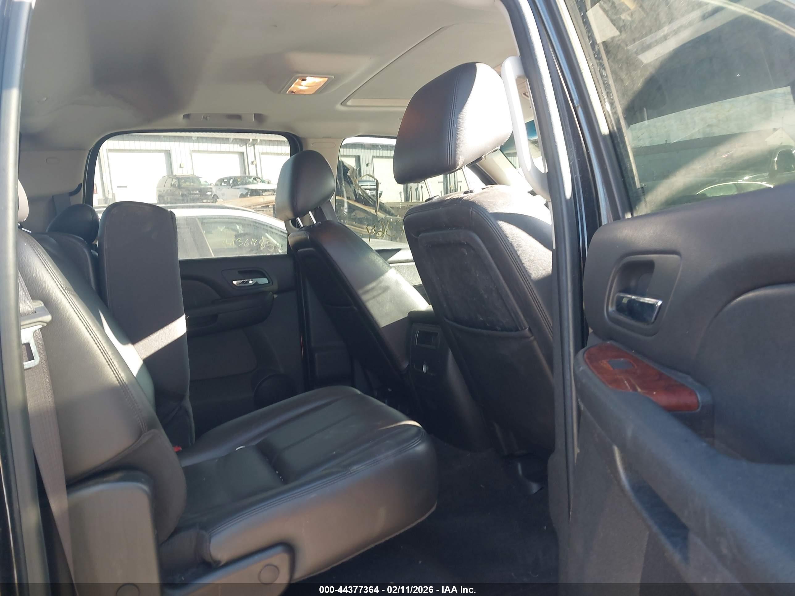 GMC SIERRA image 8