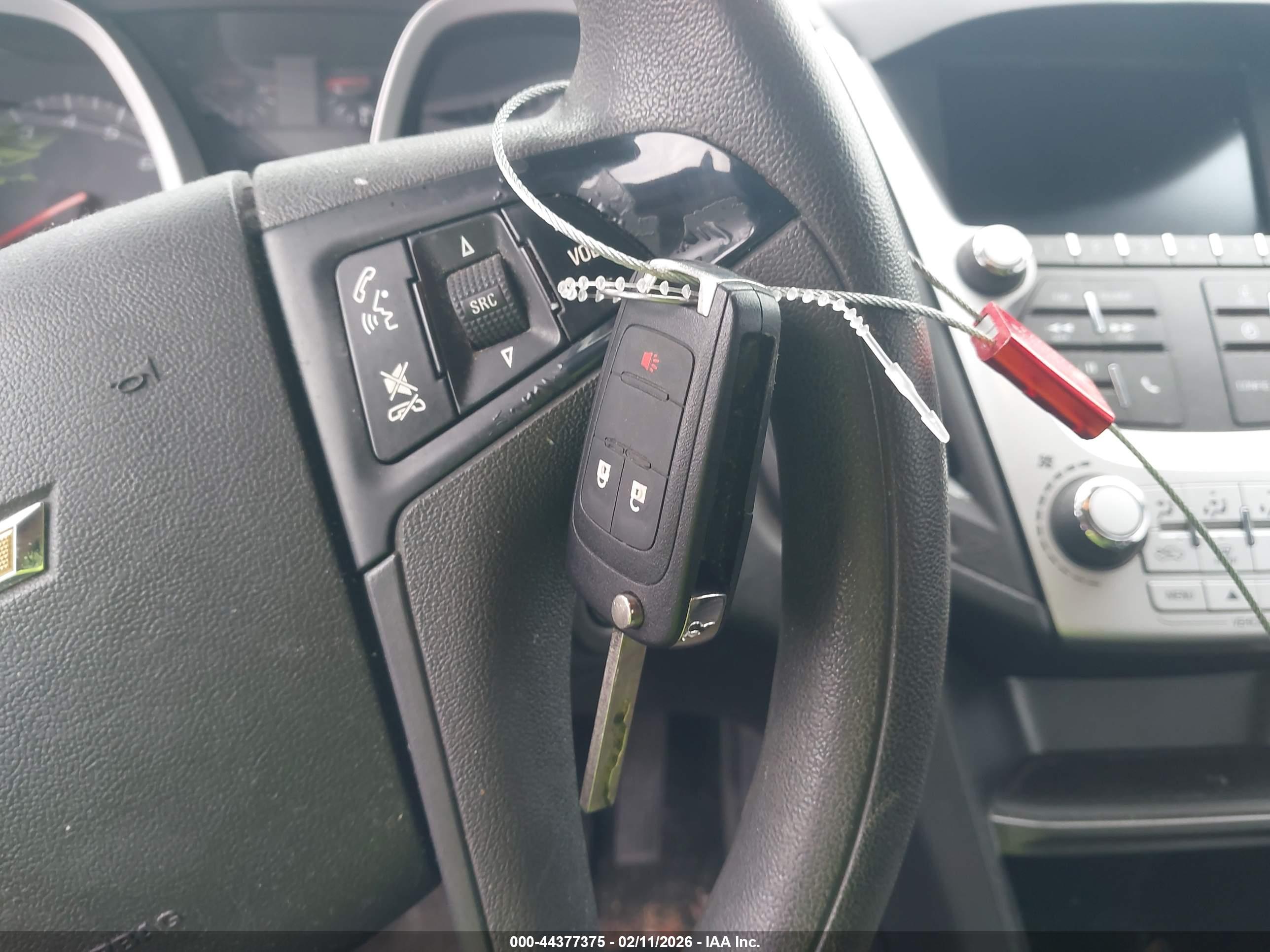 CHEVROLET EQUINOX image 11