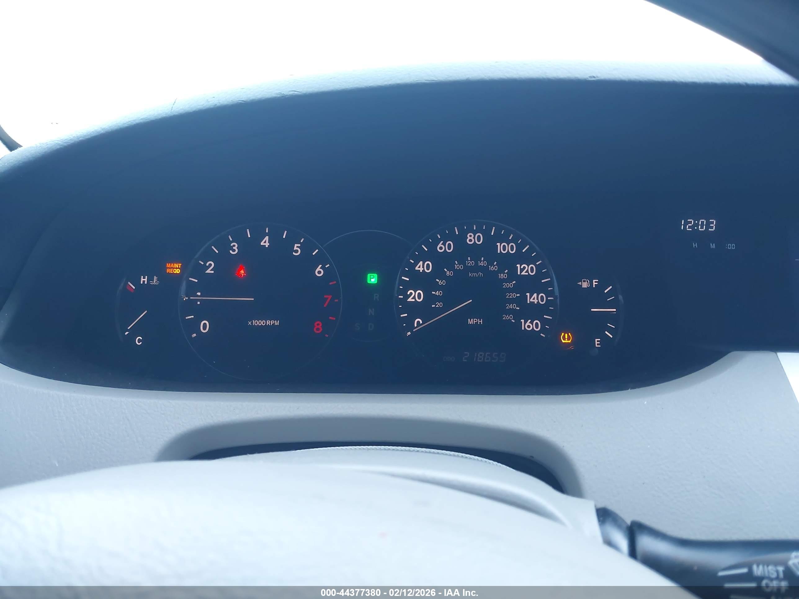TOYOTA AVALON image 7