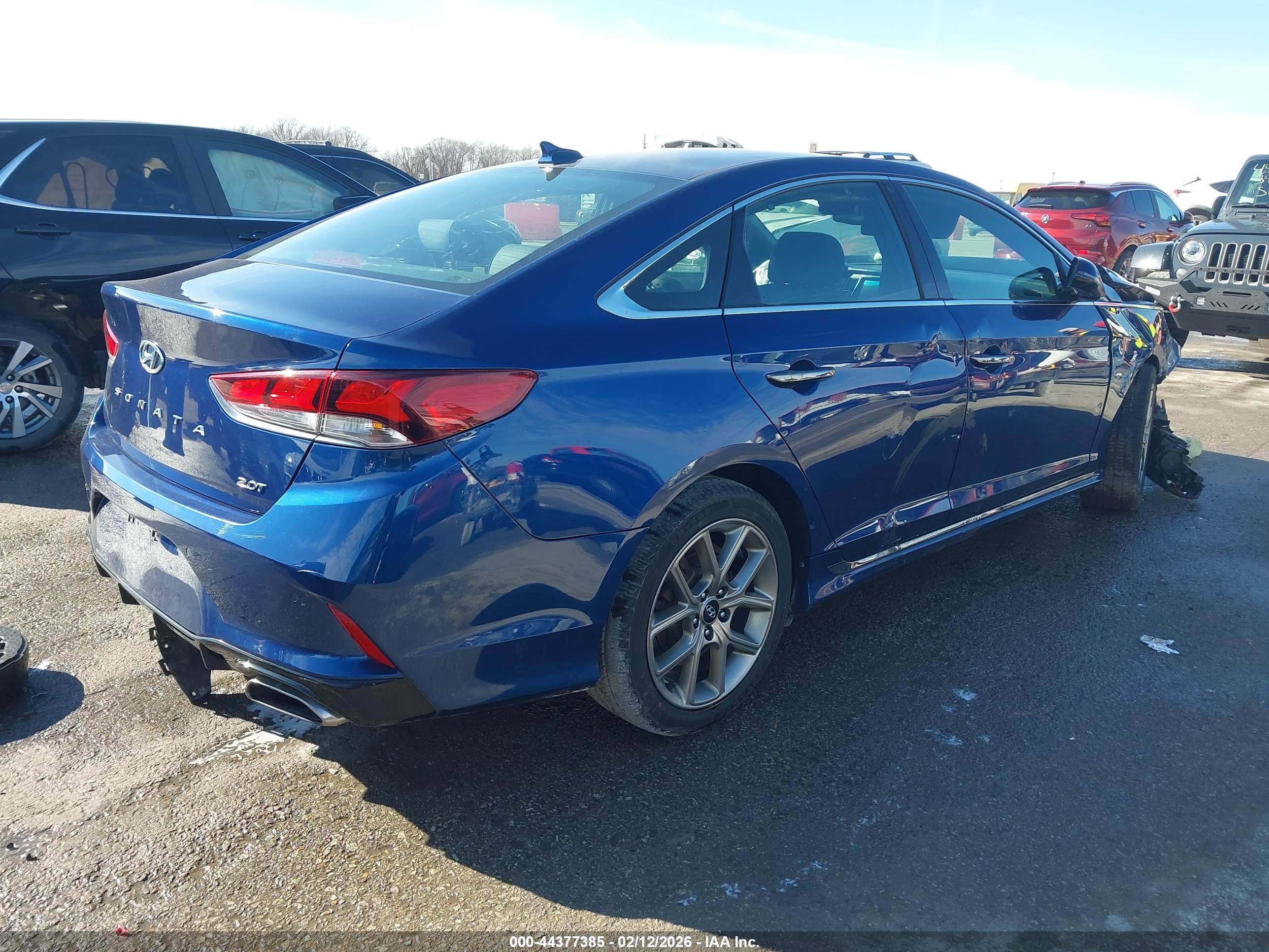 HYUNDAI SONATA image 4