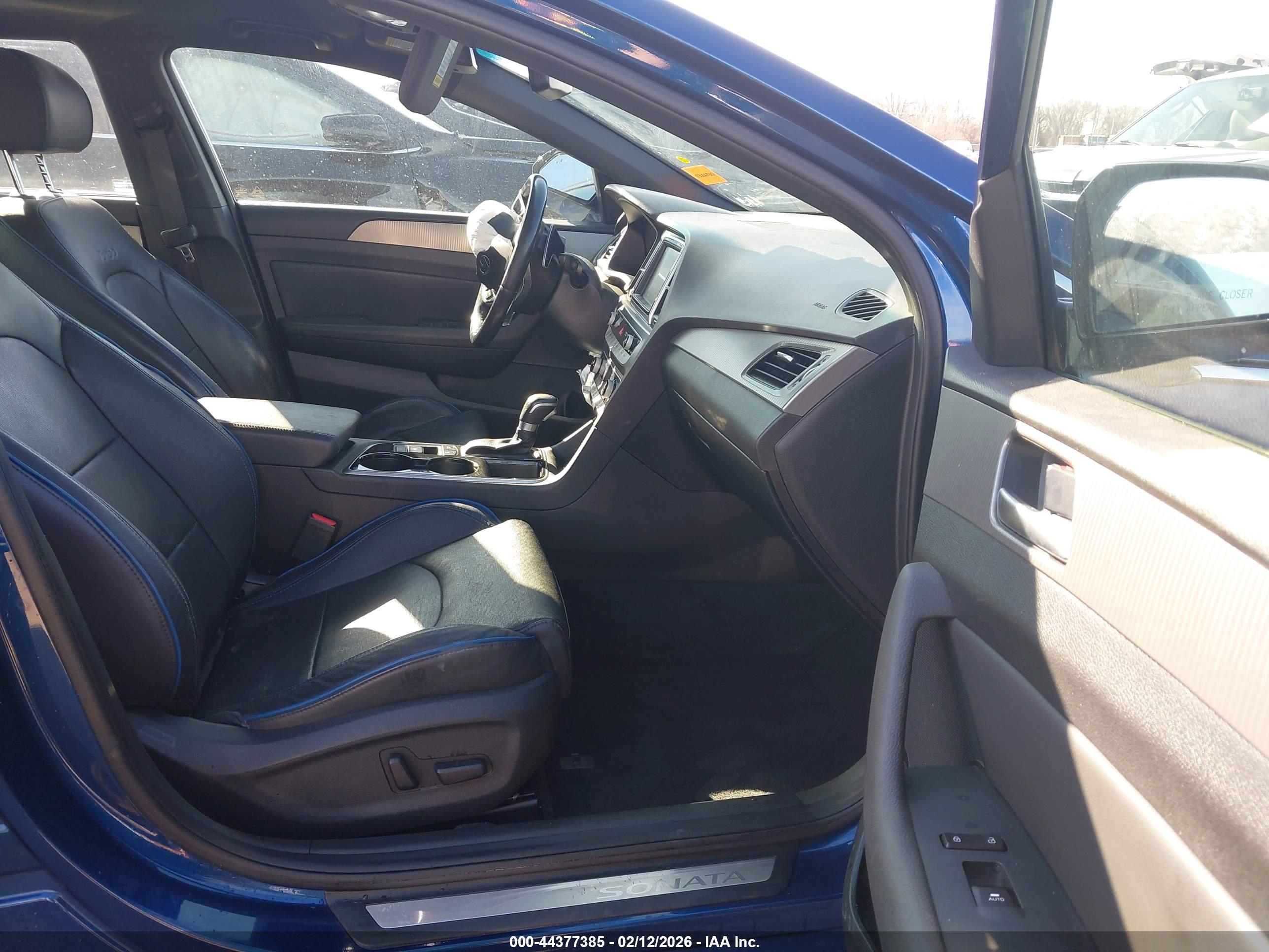 HYUNDAI SONATA image 5