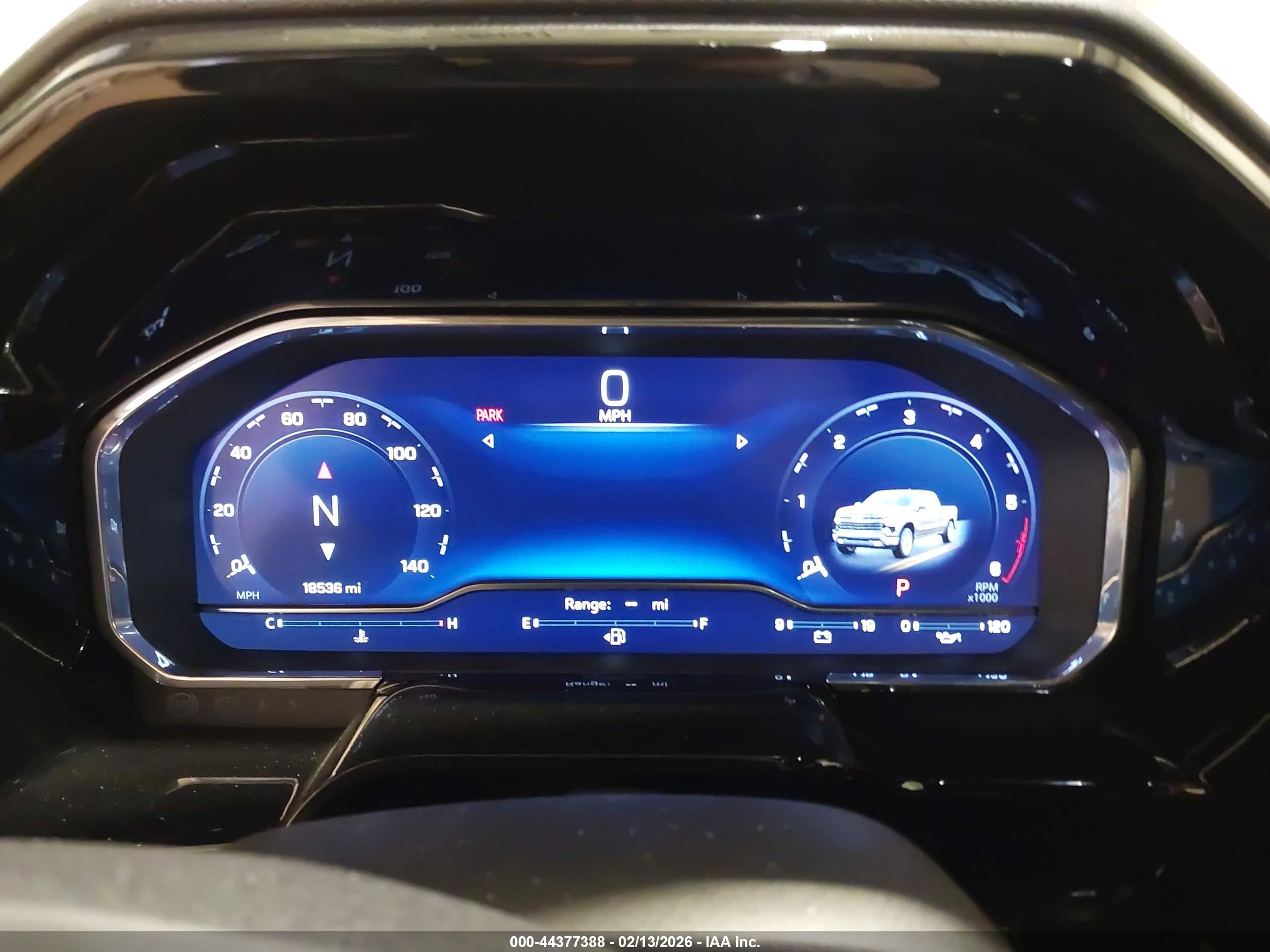 CHEVROLET SILVERADO image 7