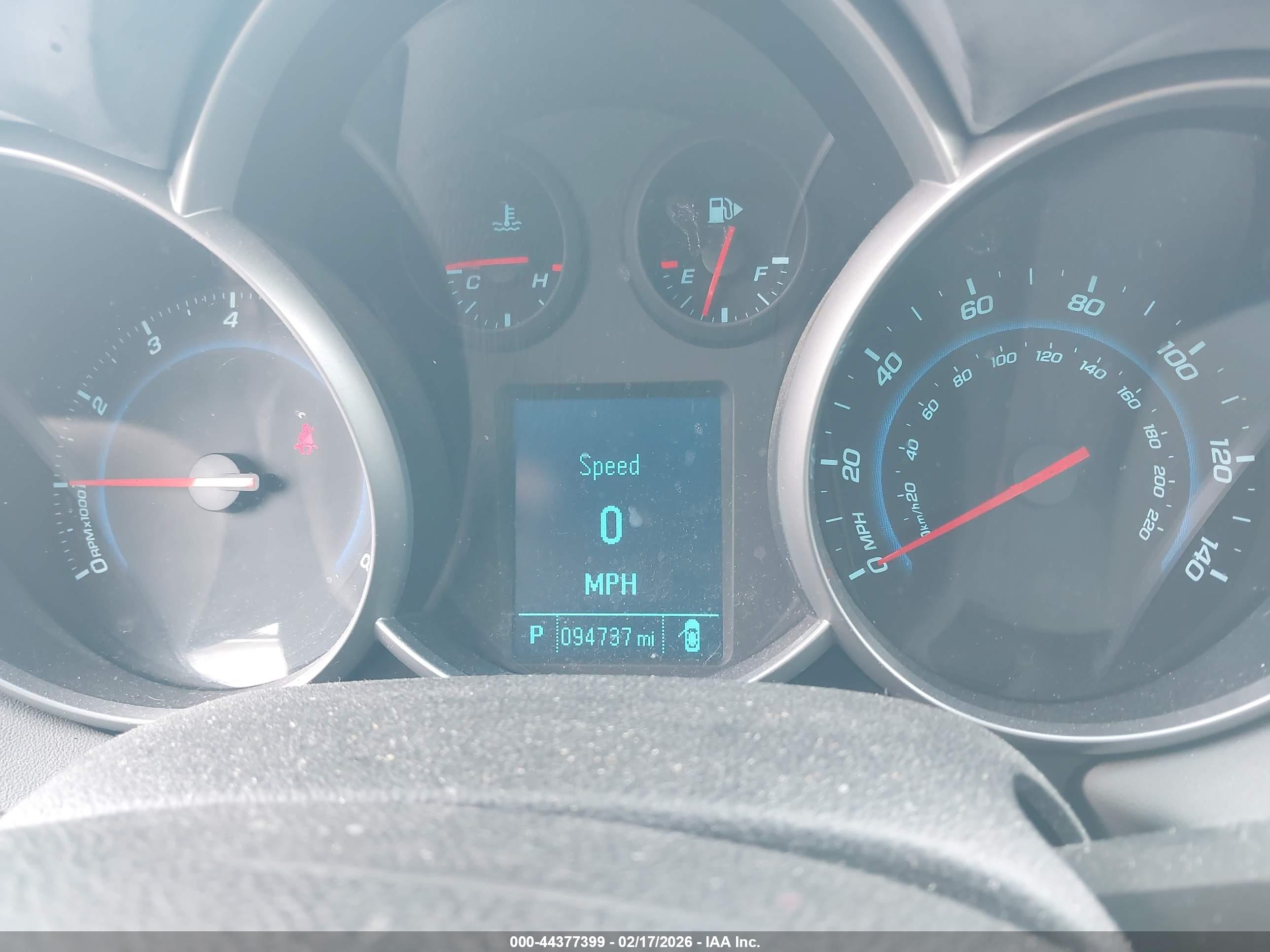 CHEVROLET CRUZE image 7