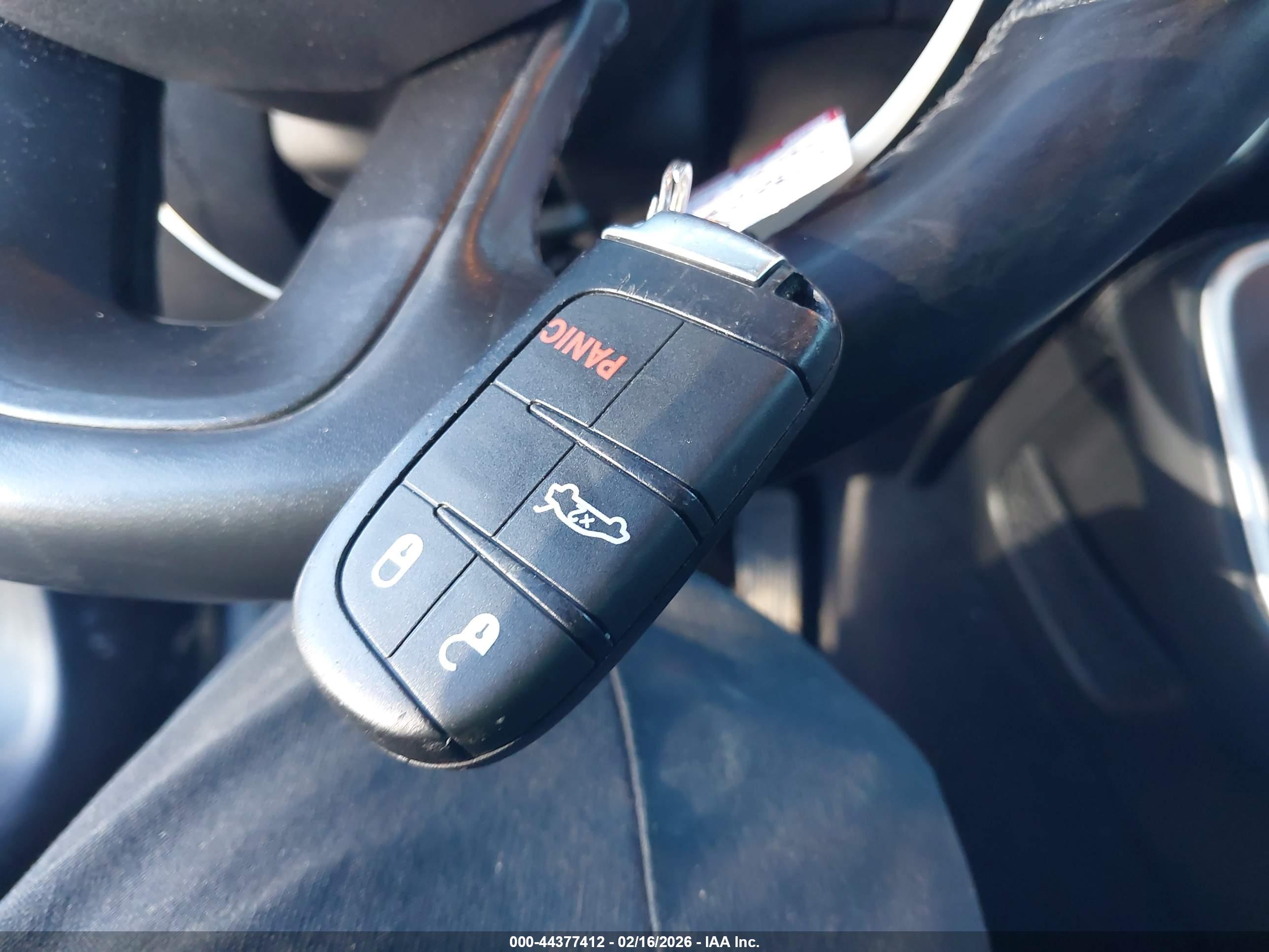 DODGE CHALLENGER image 11