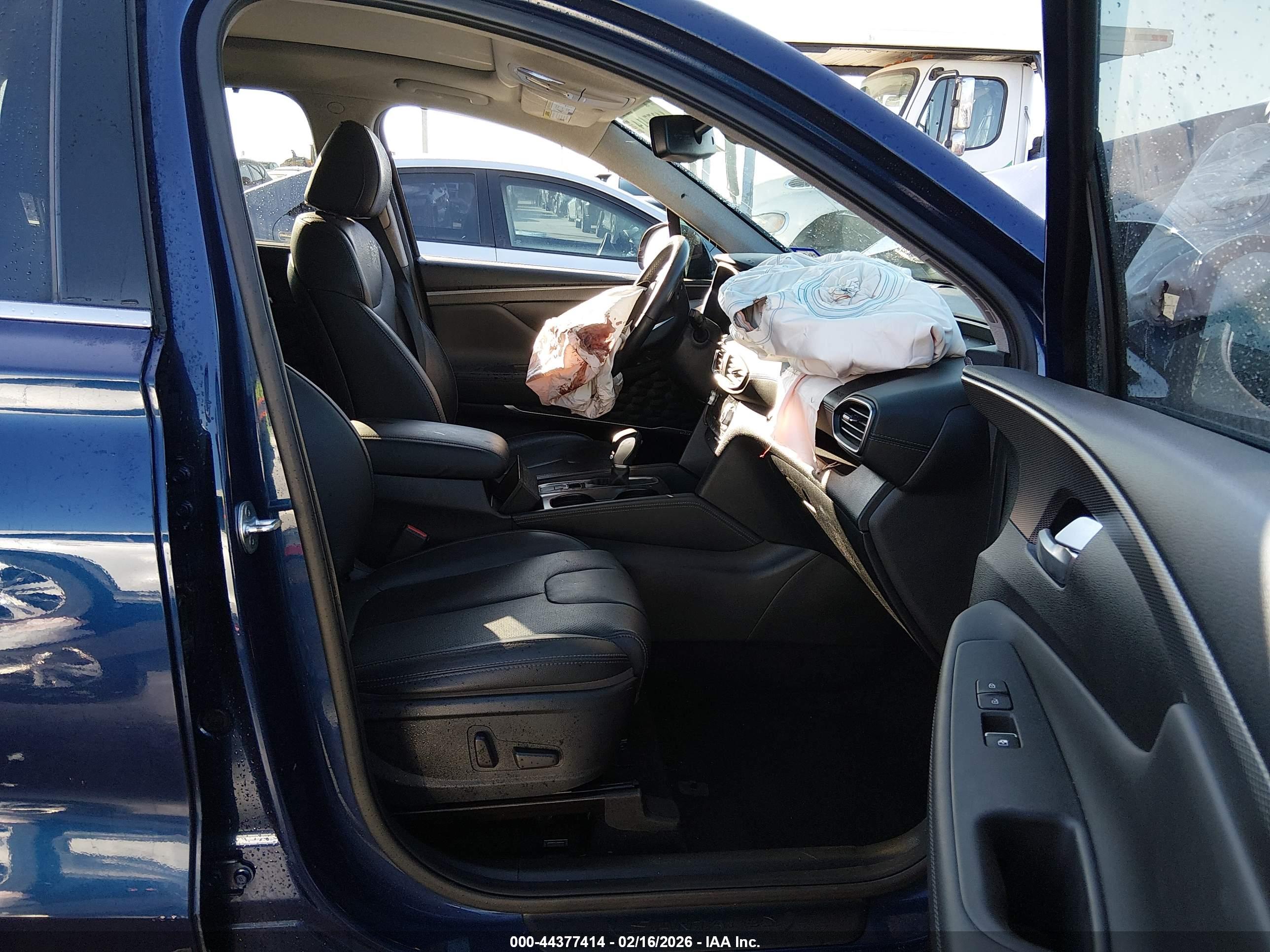 HYUNDAI SANTA image 5