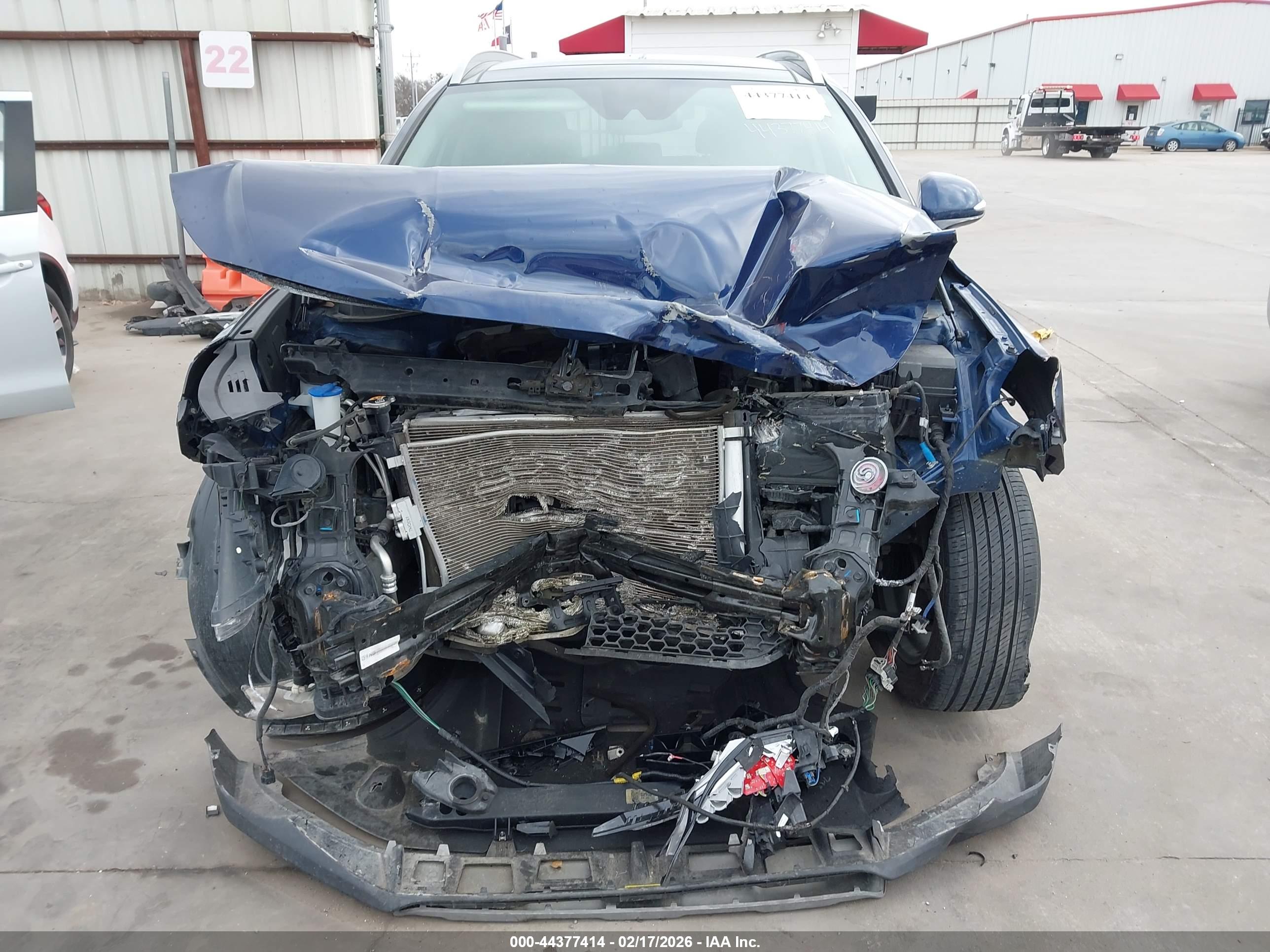 HYUNDAI SANTA image 6