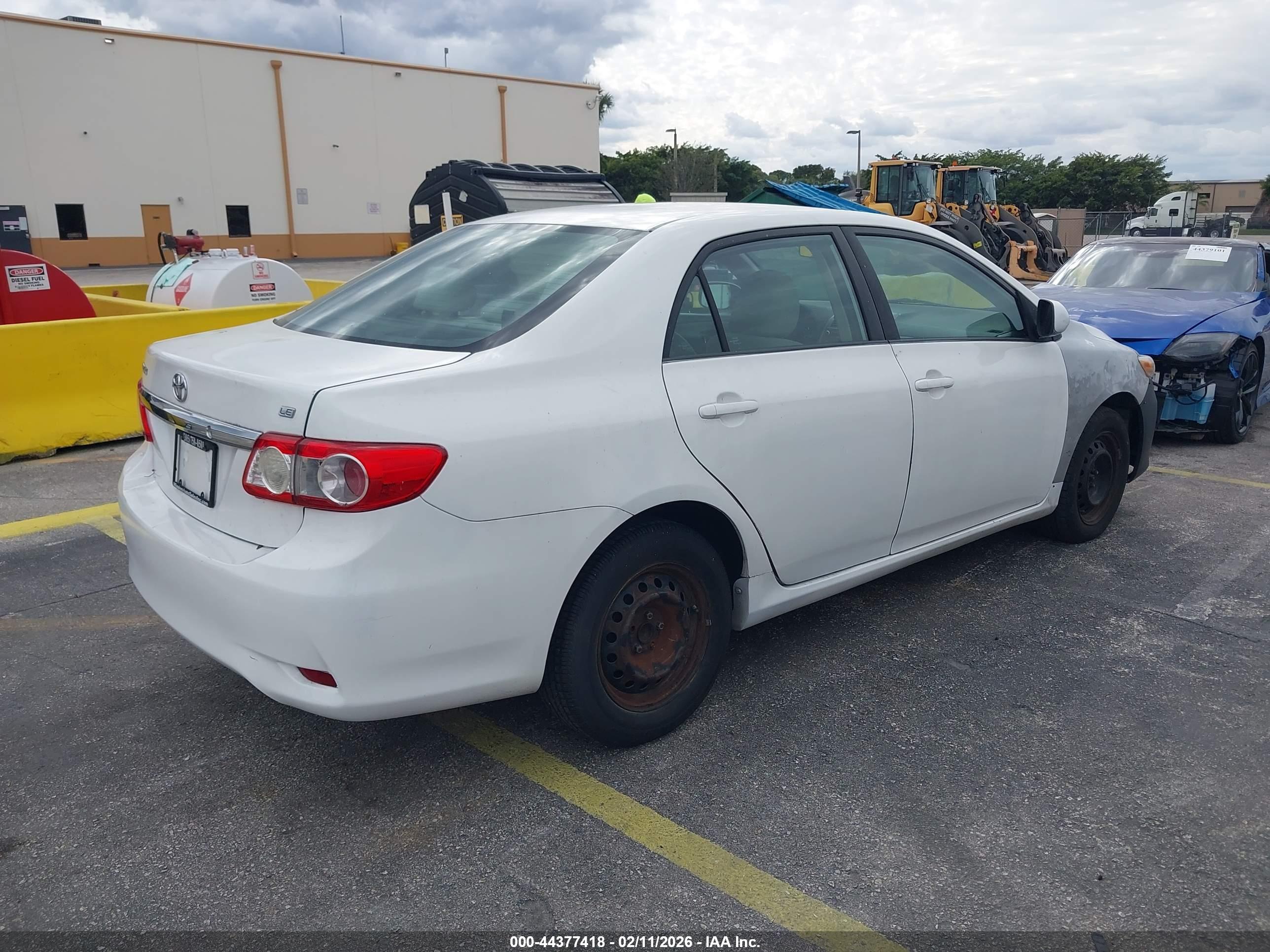 TOYOTA COROLLA image 4