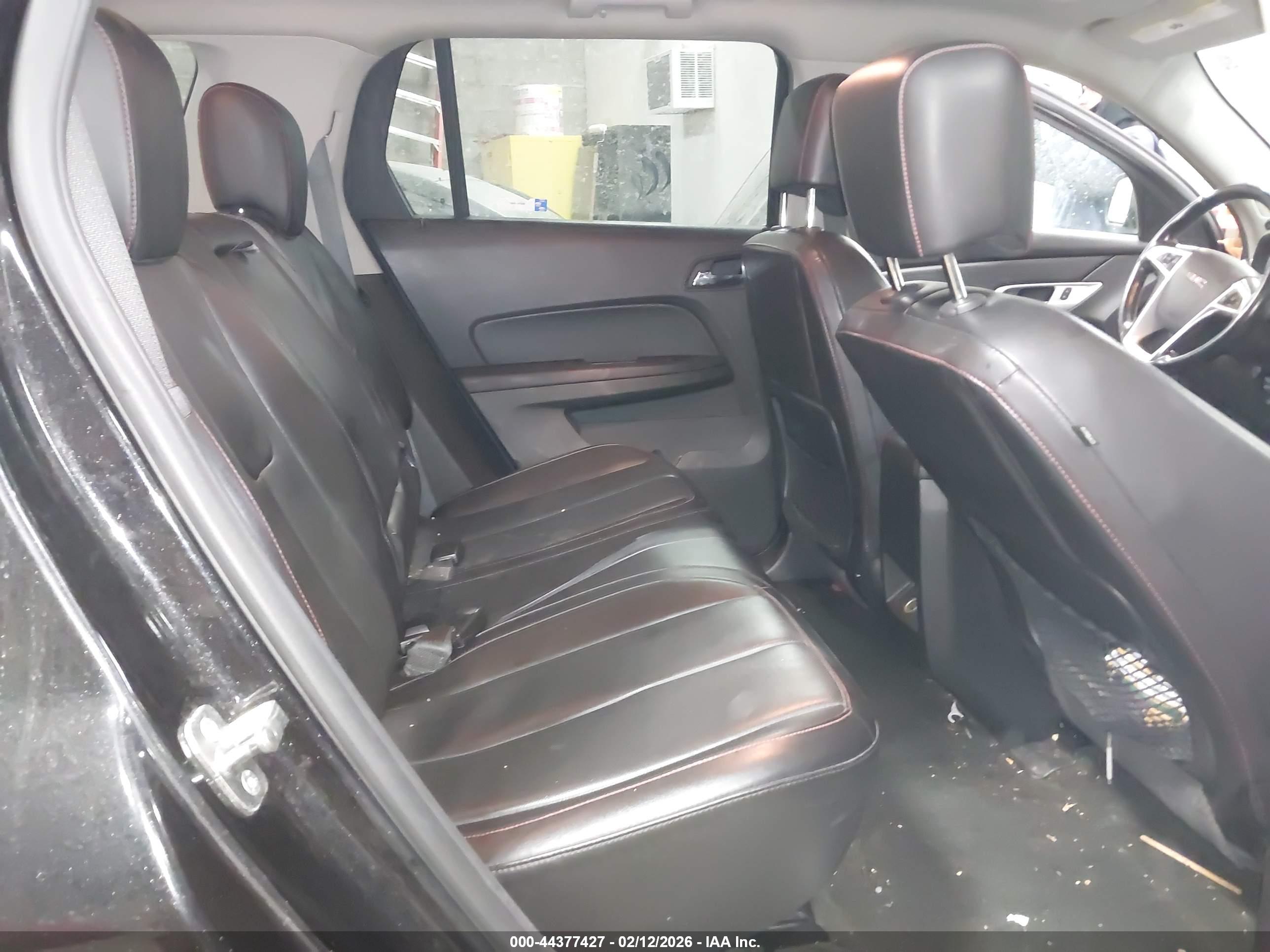 GMC TERRAIN image 8