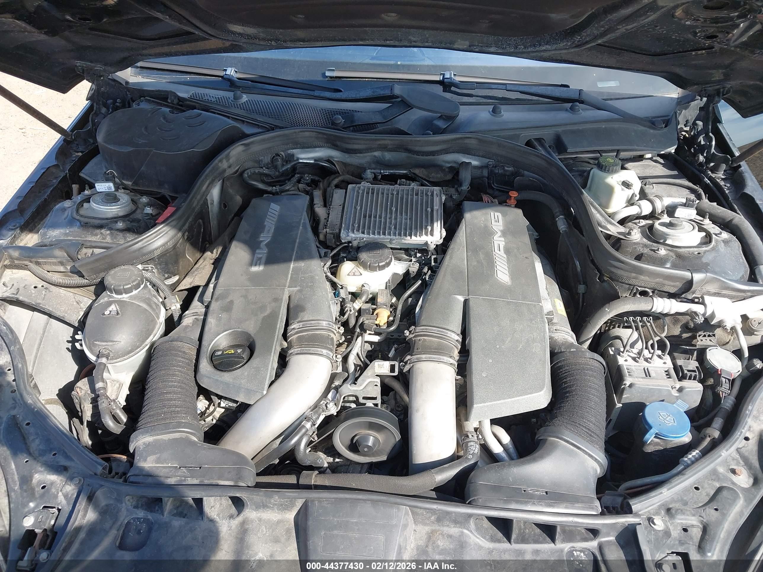 MERCEDES-BENZ E image 10
