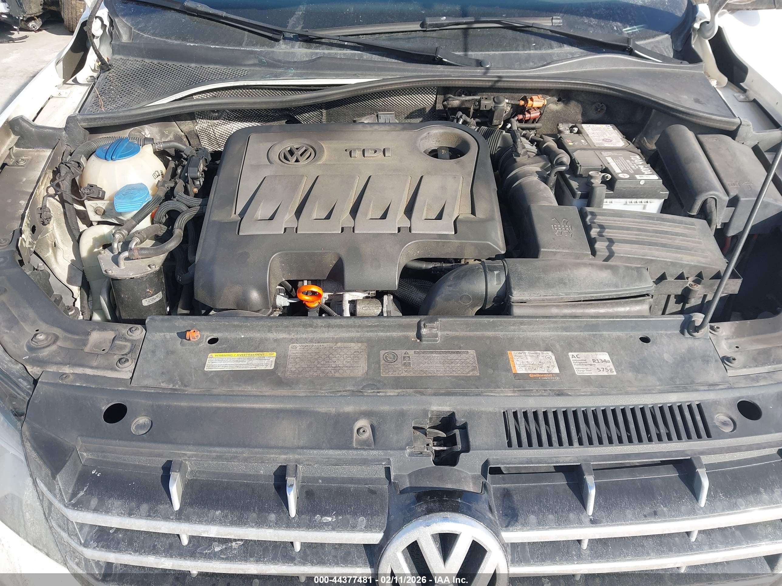 VOLKSWAGEN PASSAT image 10