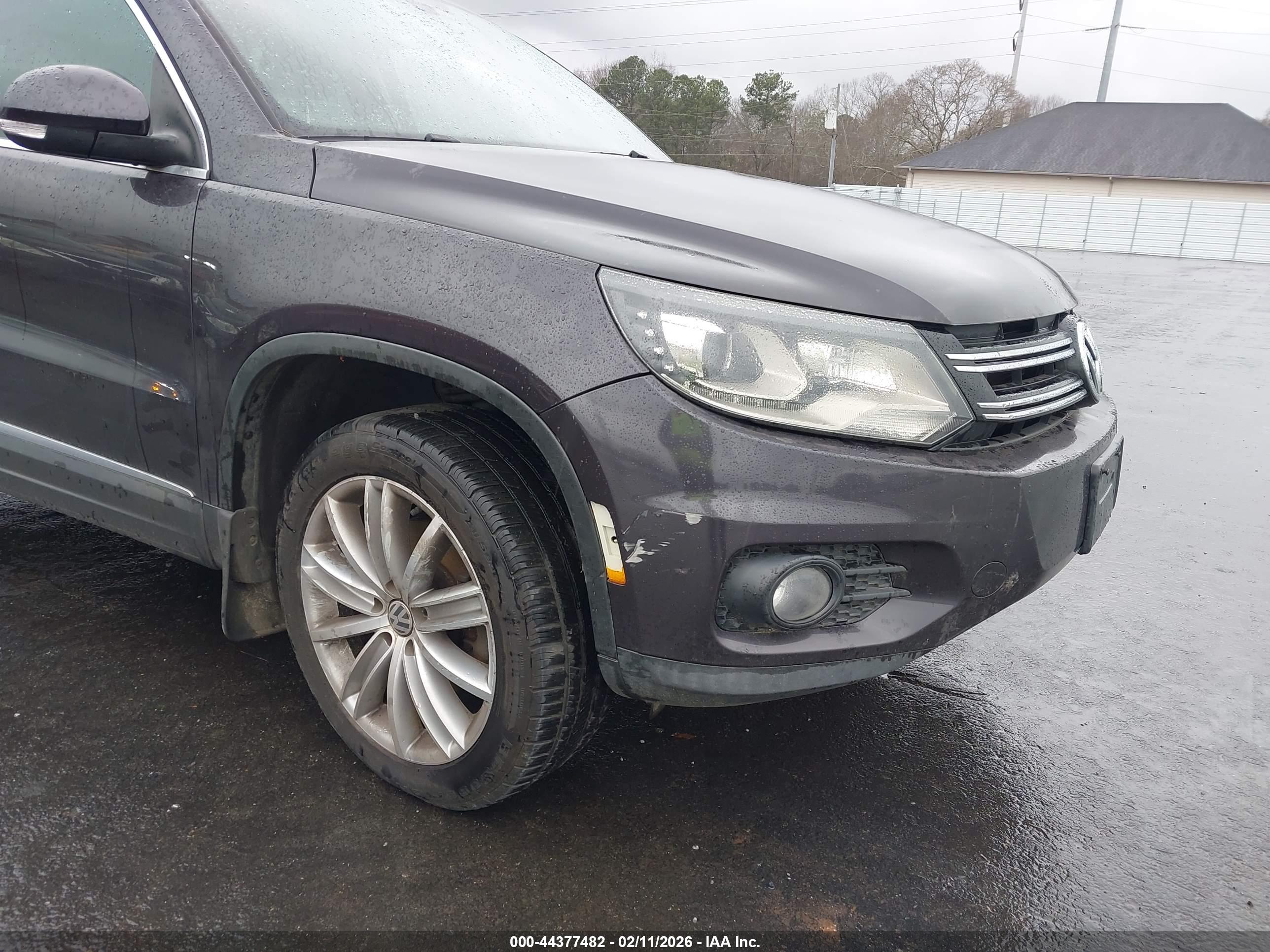 VOLKSWAGEN TIGUAN image 6