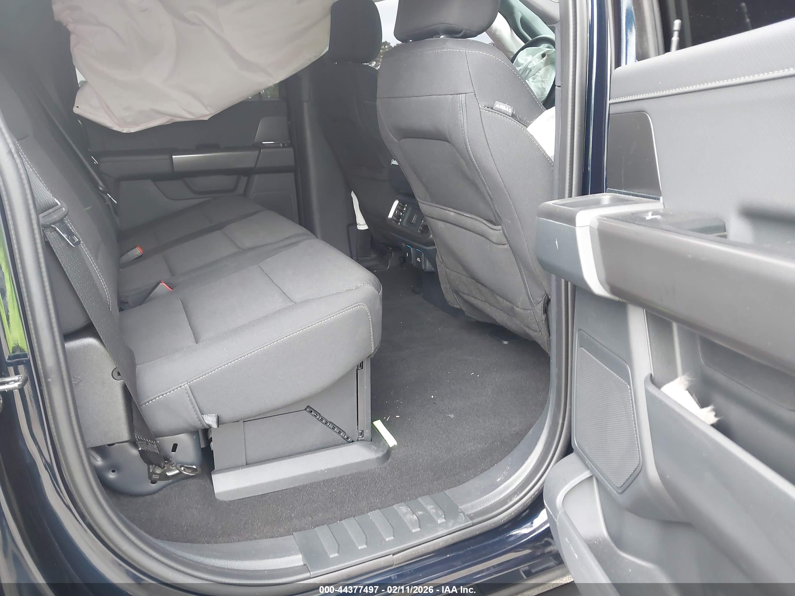 FORD F-150 image 8