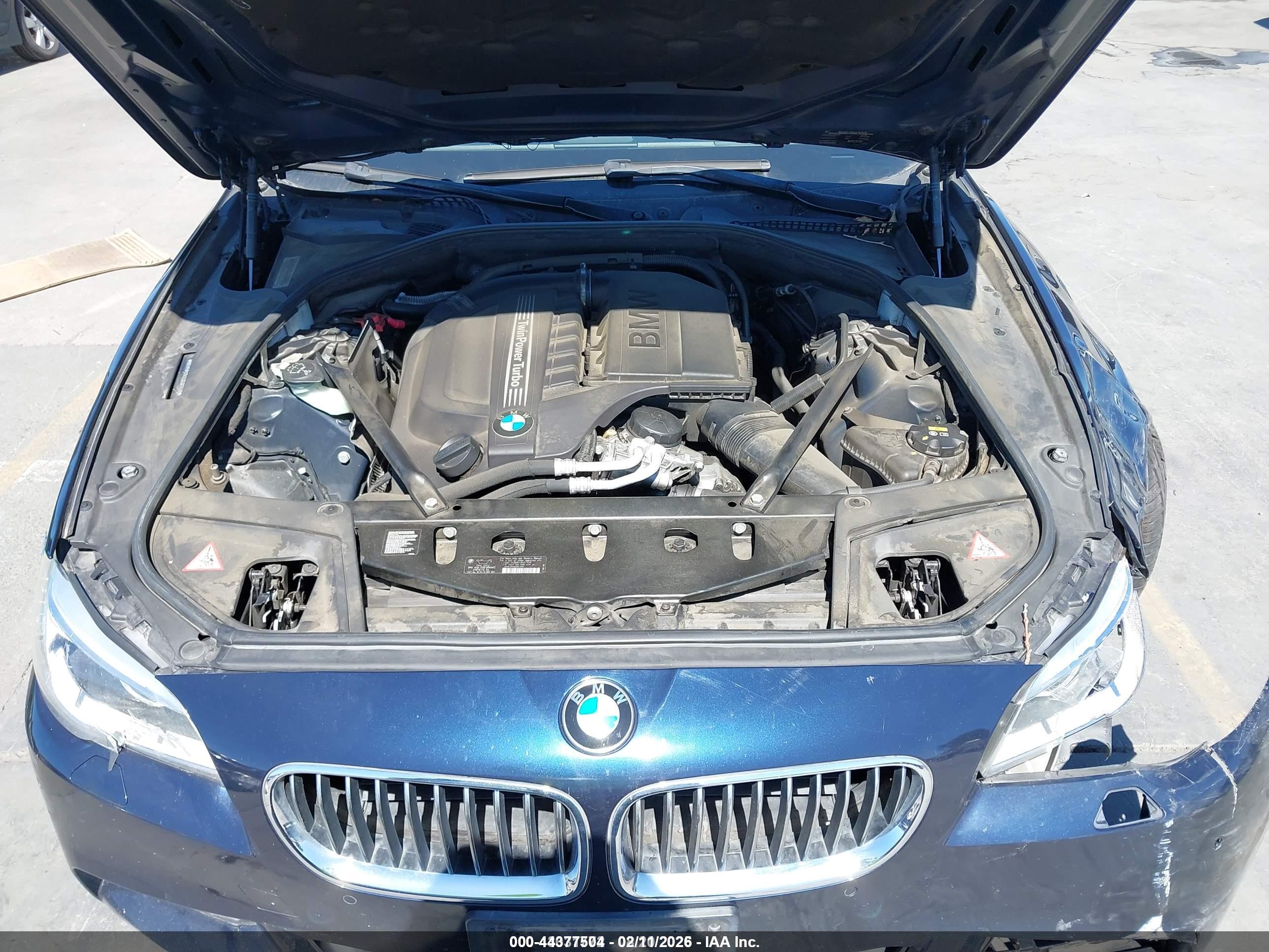 BMW 535I image 10