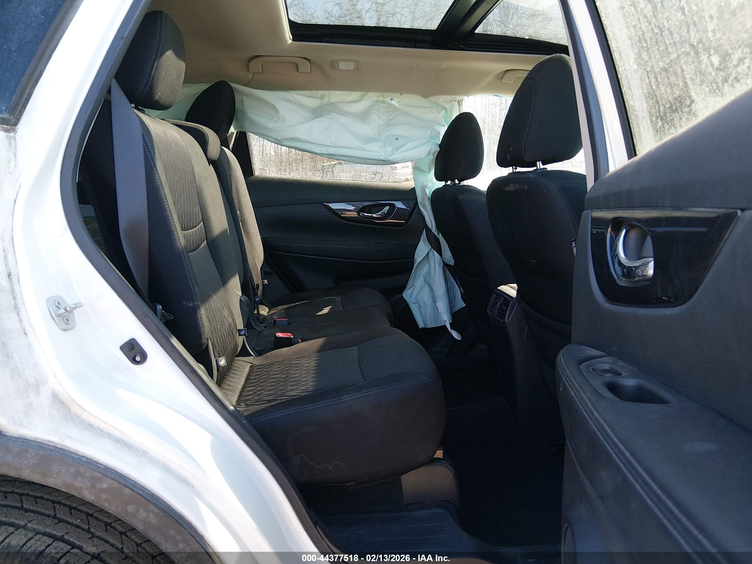 NISSAN ROGUE image 8