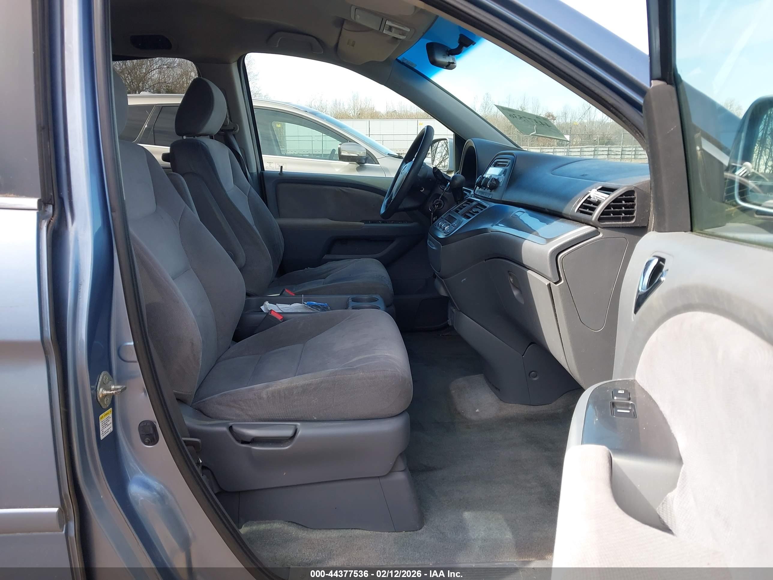 HONDA ODYSSEY image 5