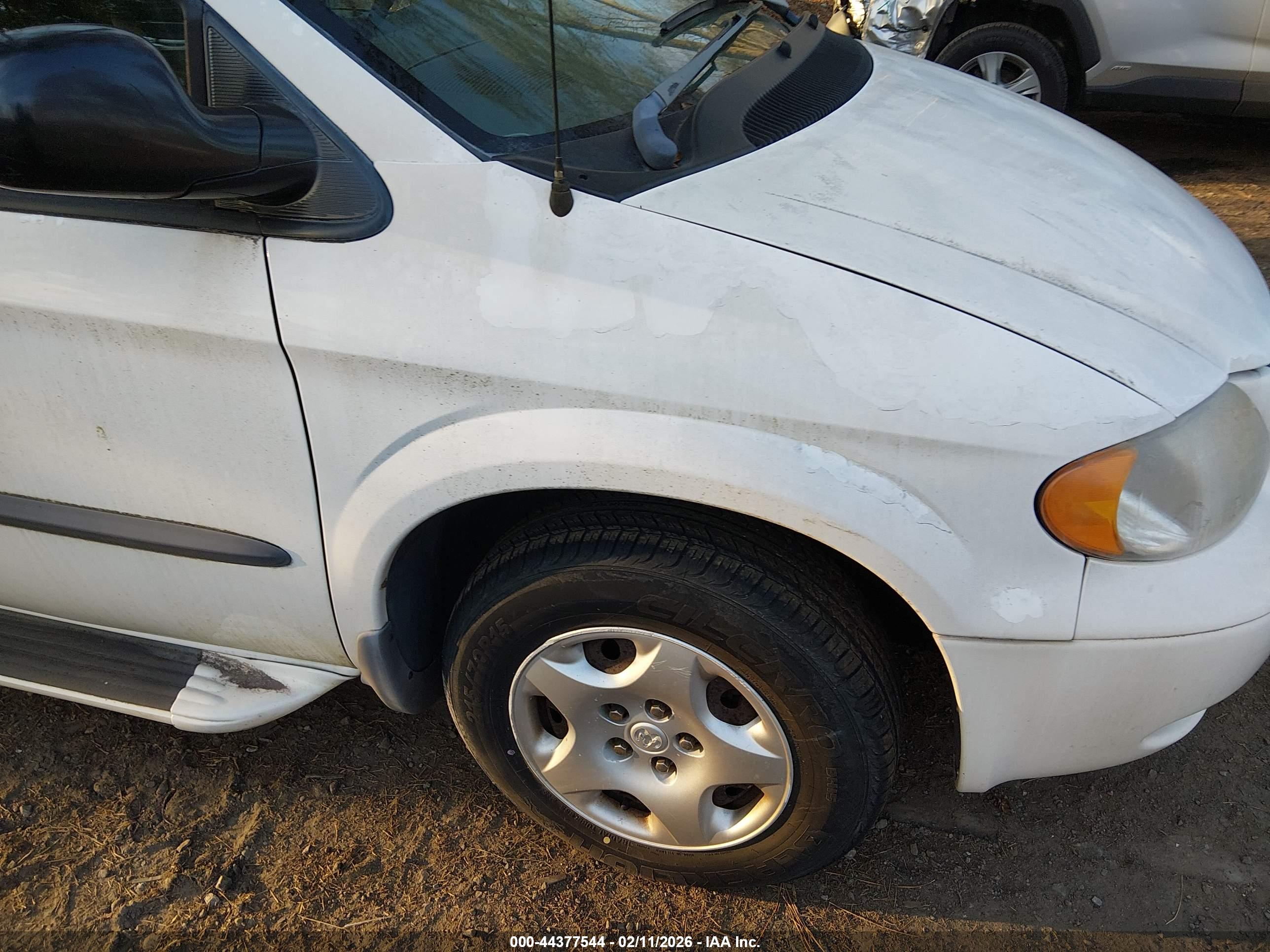 DODGE GRAND image 6