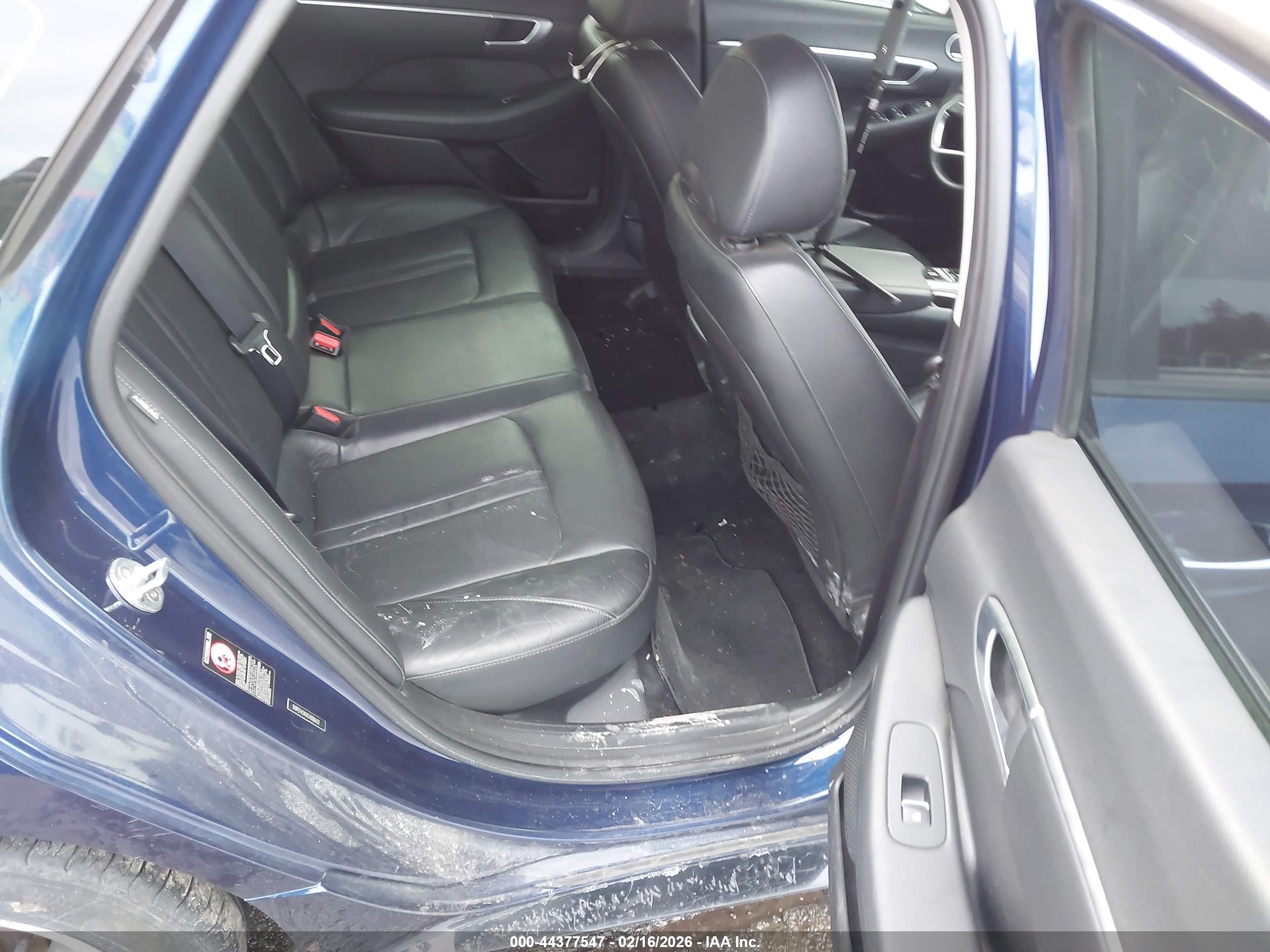 HYUNDAI SONATA image 8
