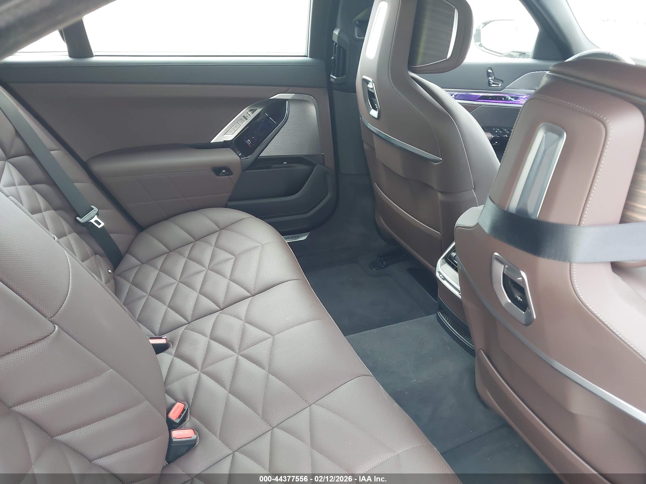 BMW 740I image 8