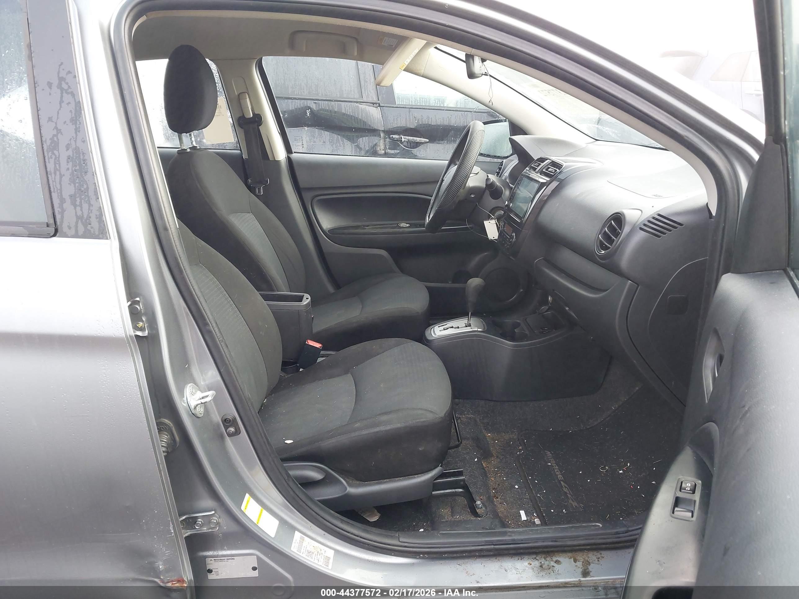 MITSUBISHI MIRAGE image 5