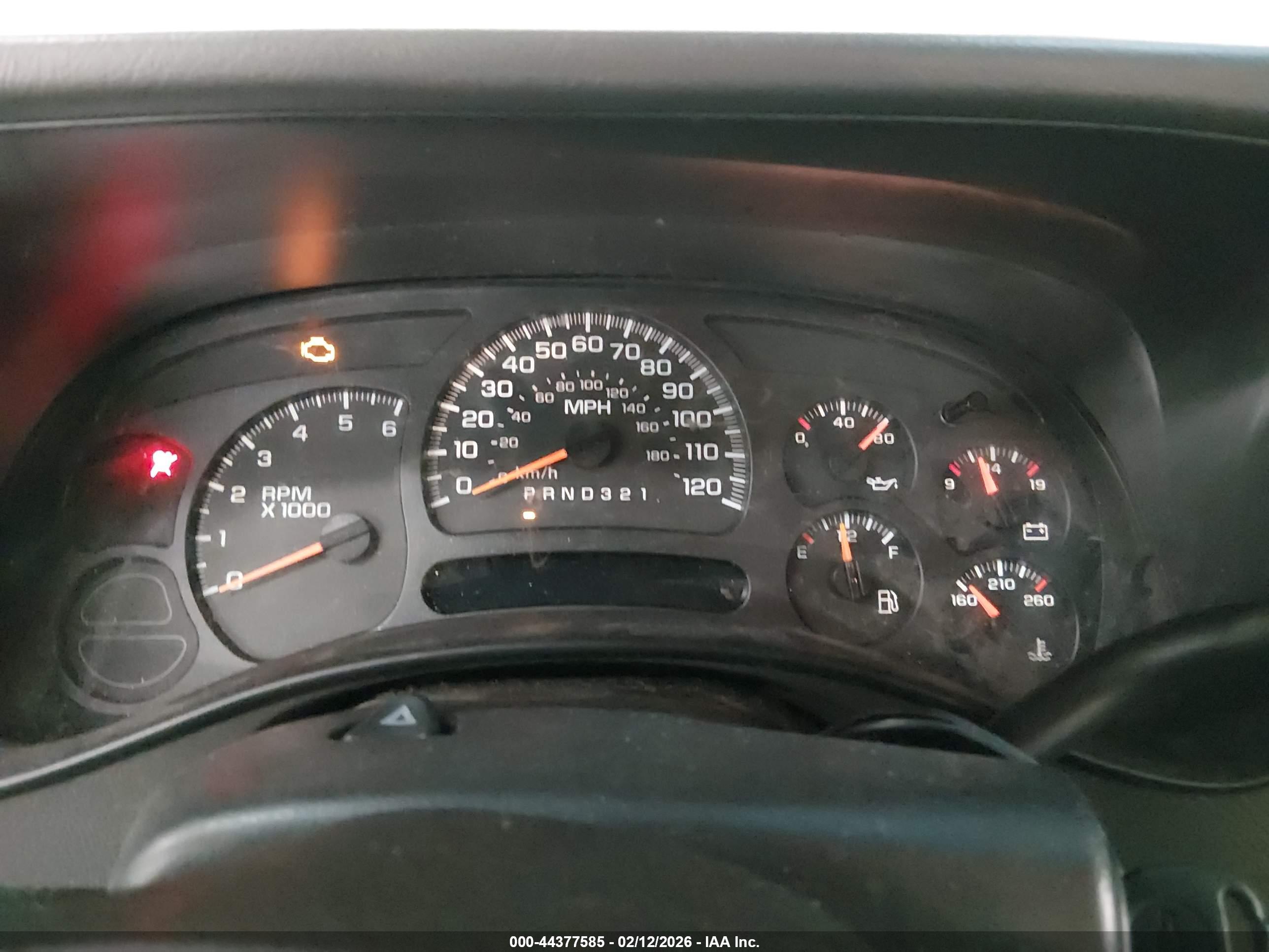 CHEVROLET SILVERADO image 7