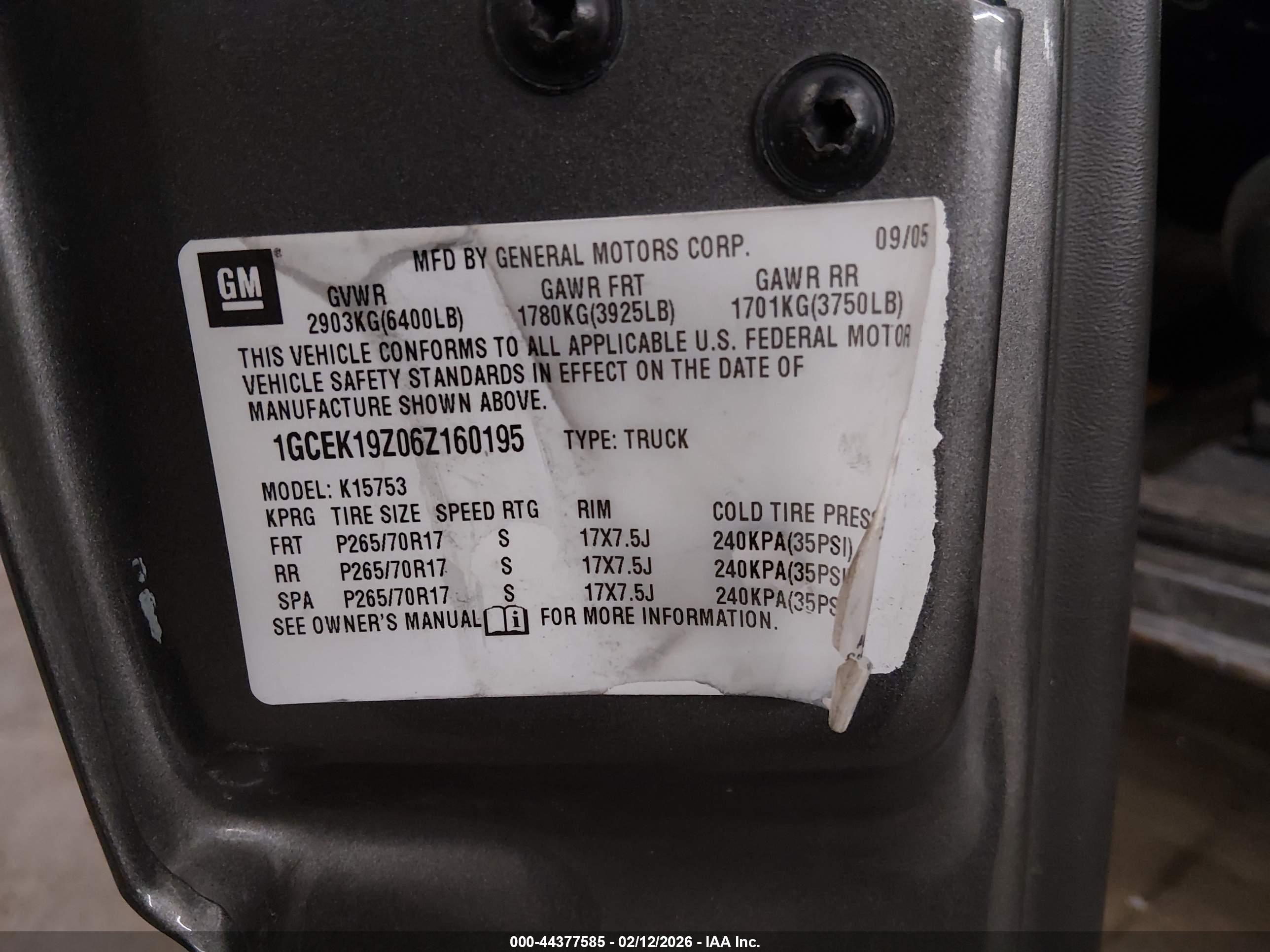 CHEVROLET SILVERADO image 9
