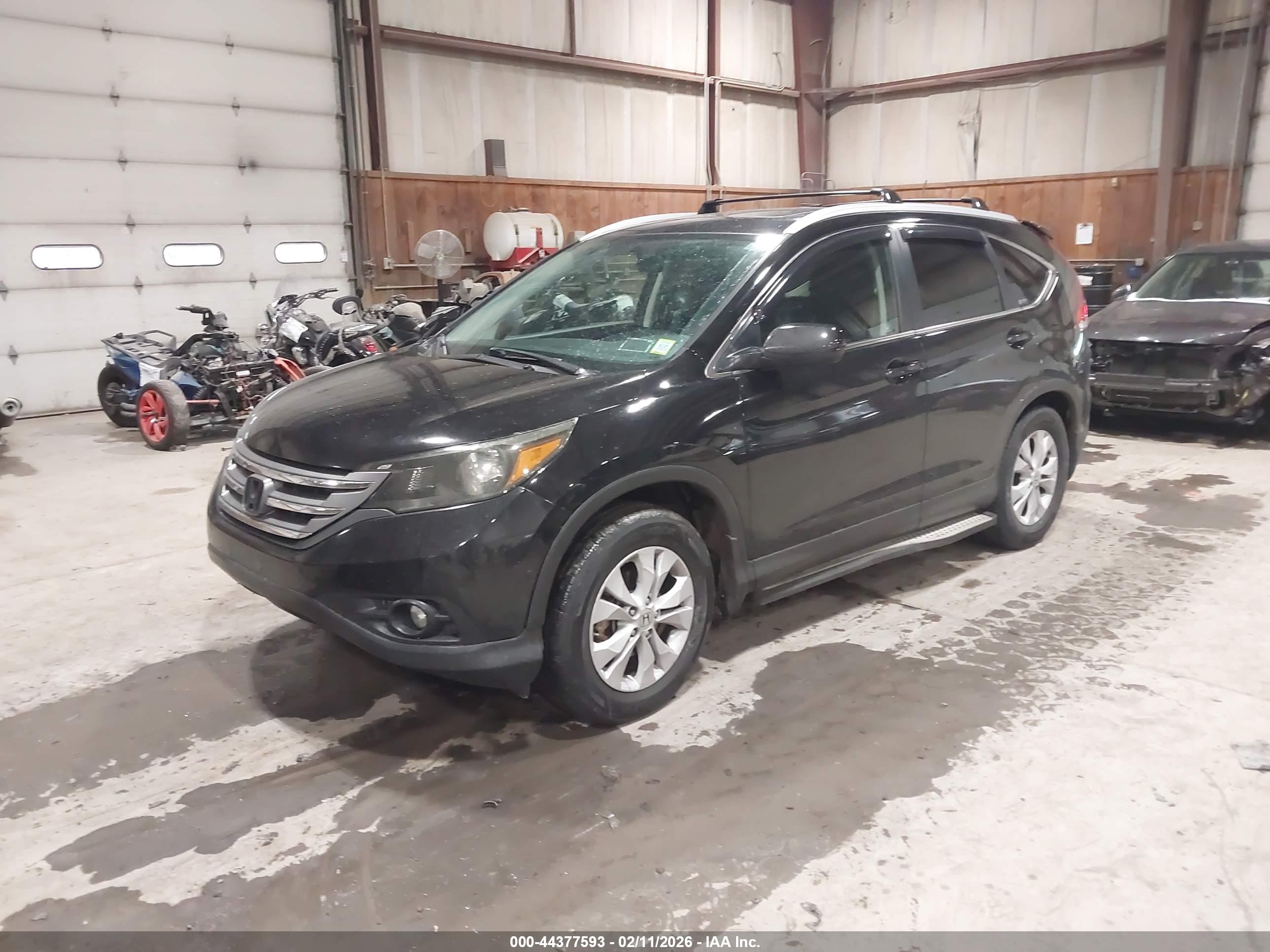 HONDA CR-V image 2