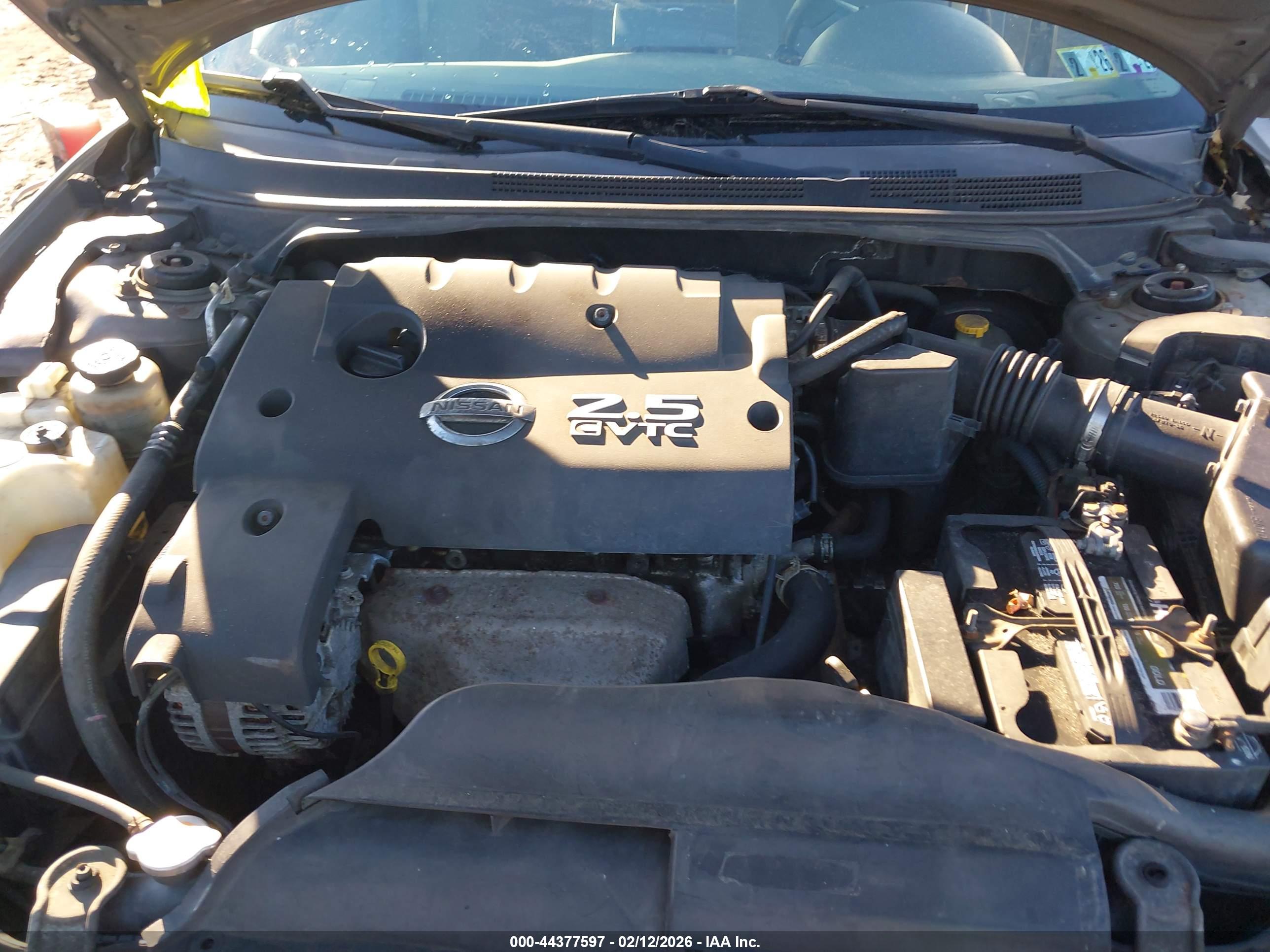 NISSAN ALTIMA image 10
