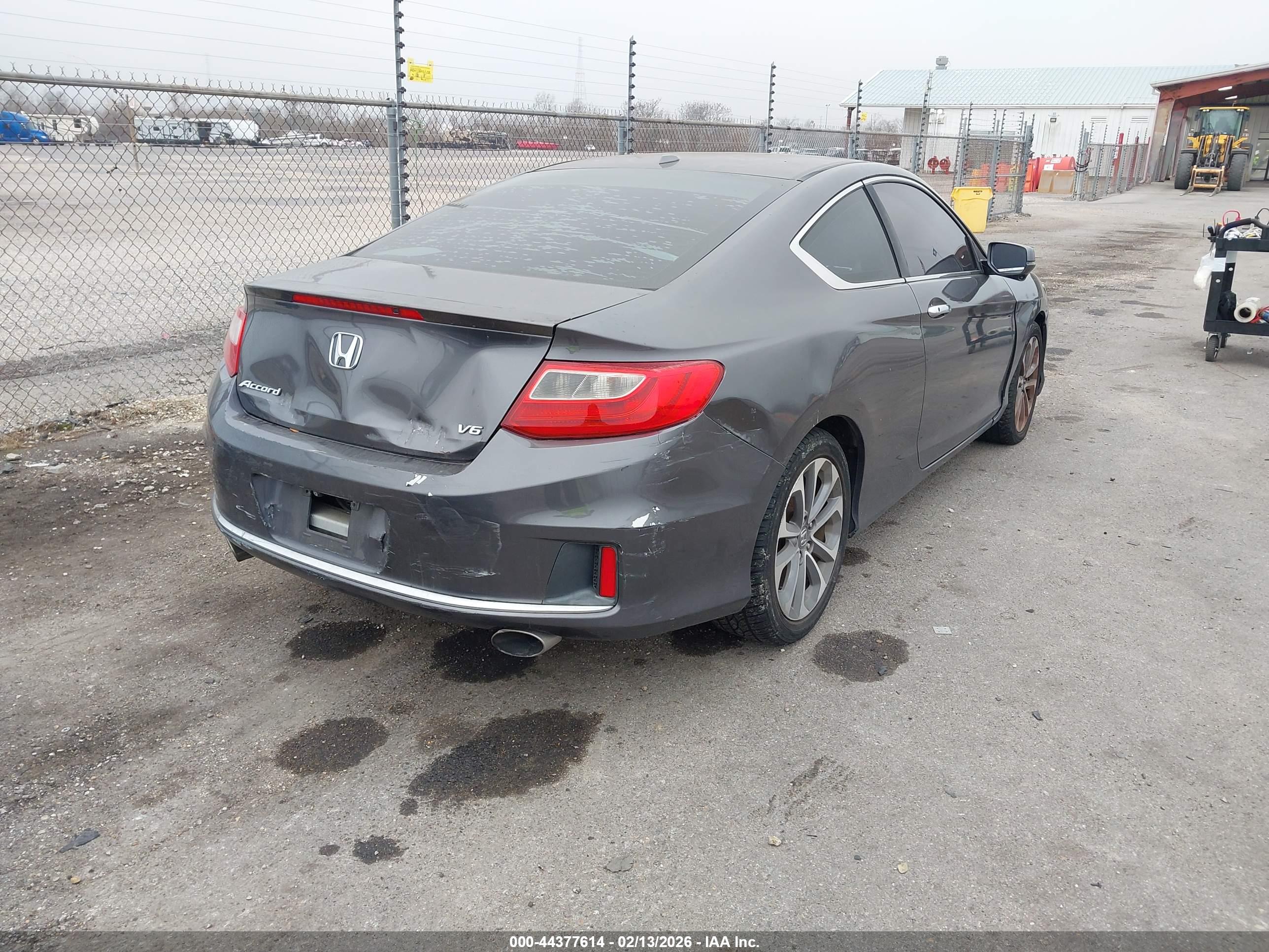 HONDA ACCORD image 4