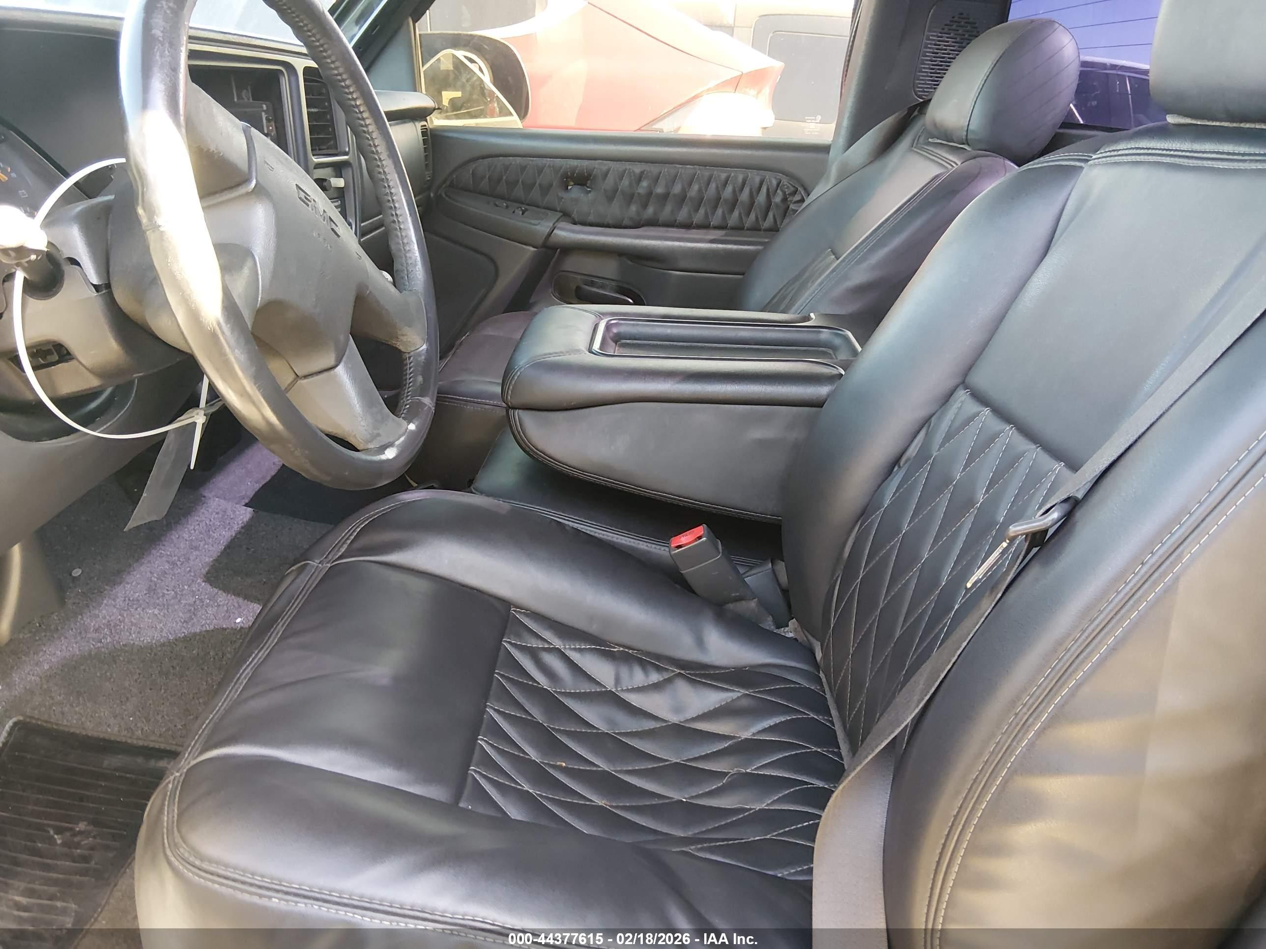GMC SIERRA image 8