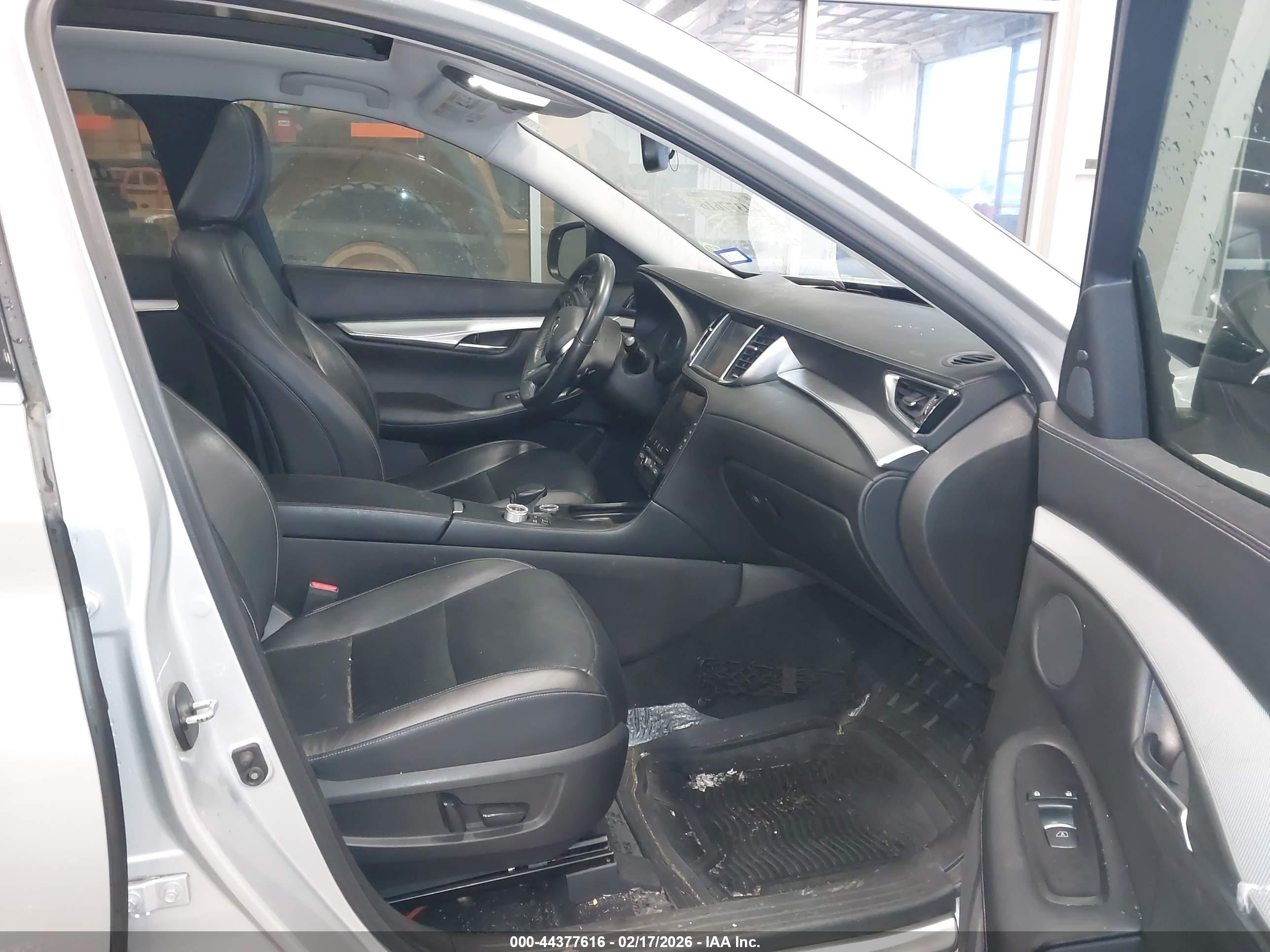 INFINITI QX50 image 5