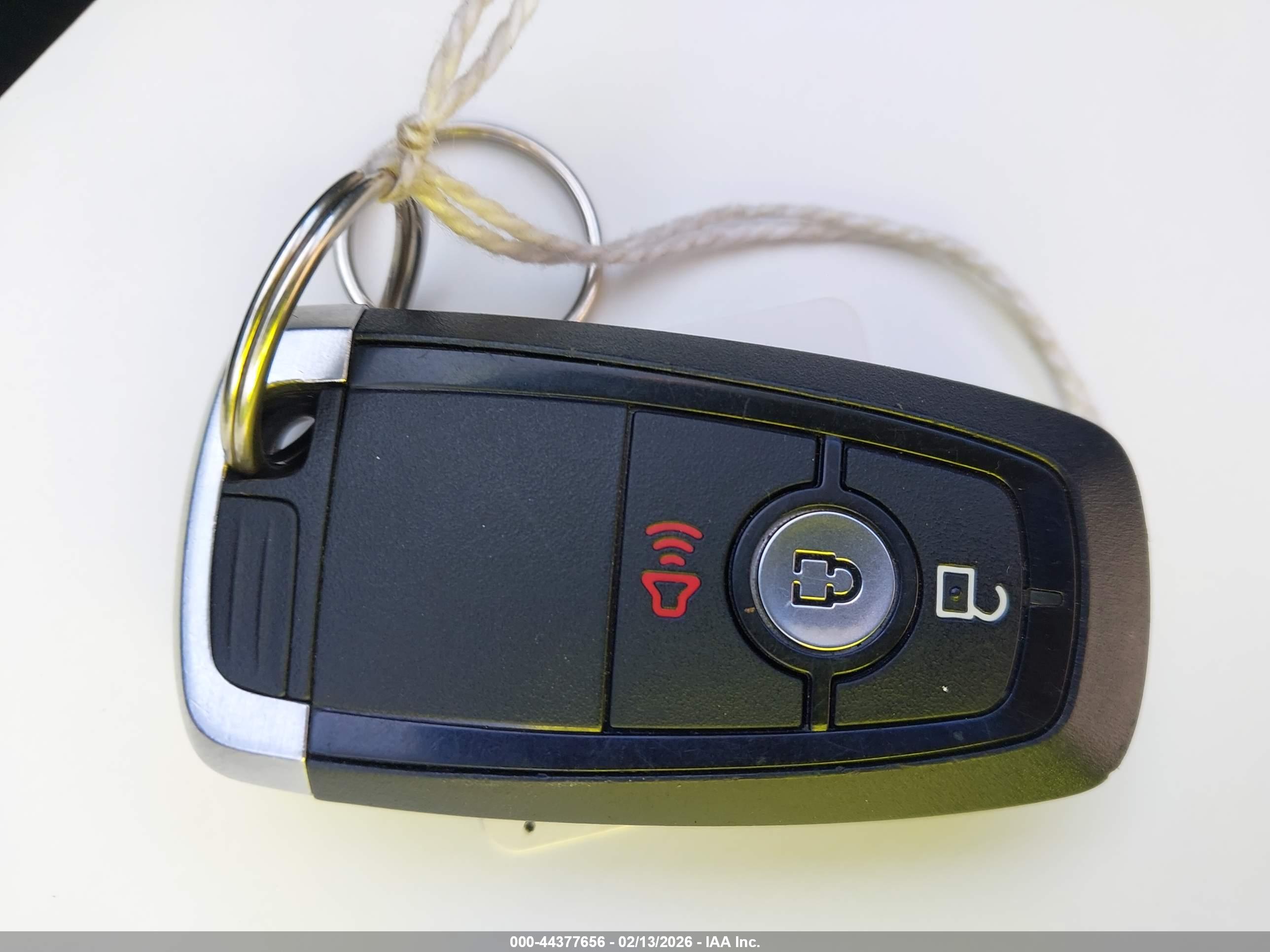 FORD ESCAPE image 11