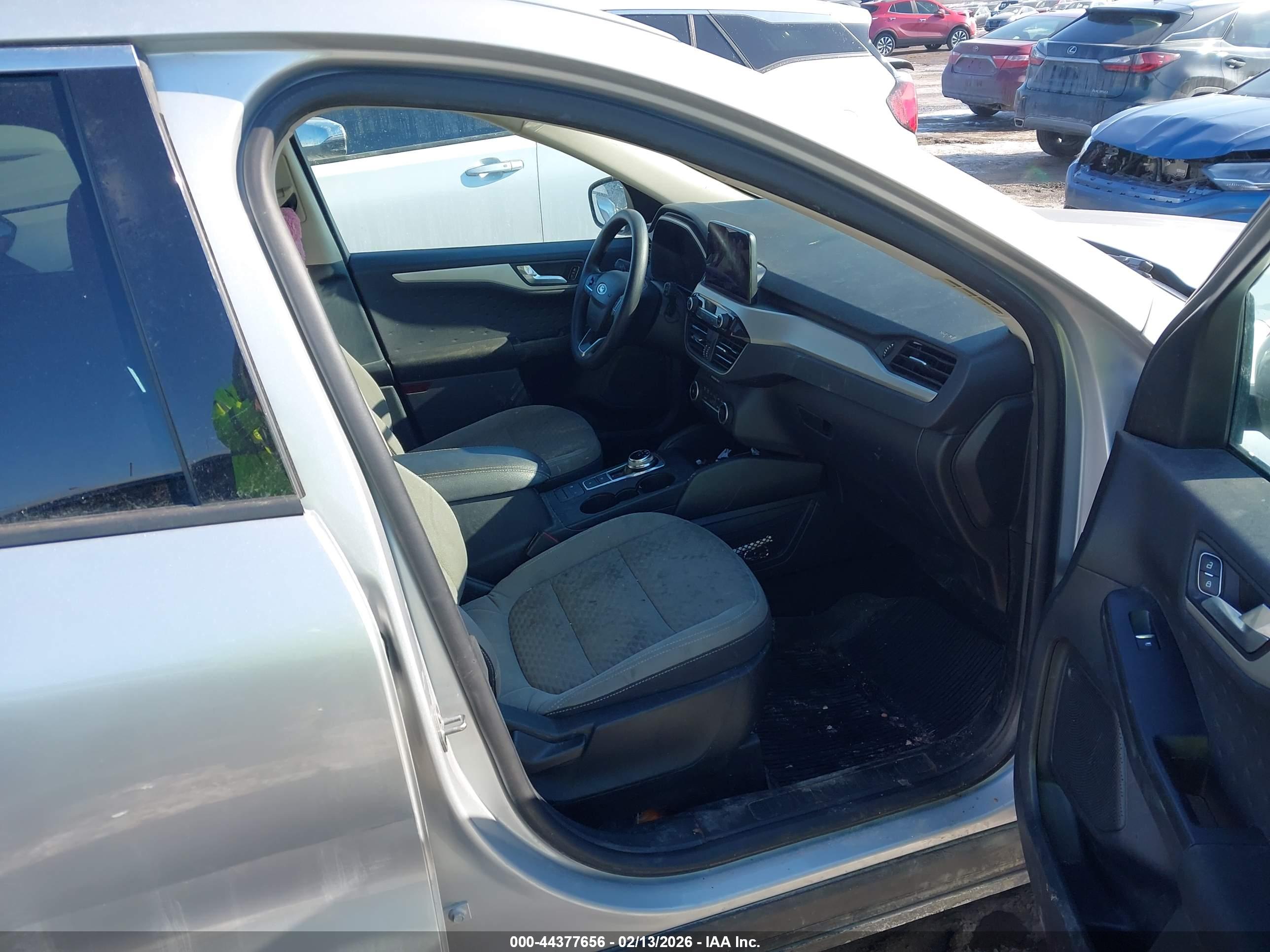 FORD ESCAPE image 5