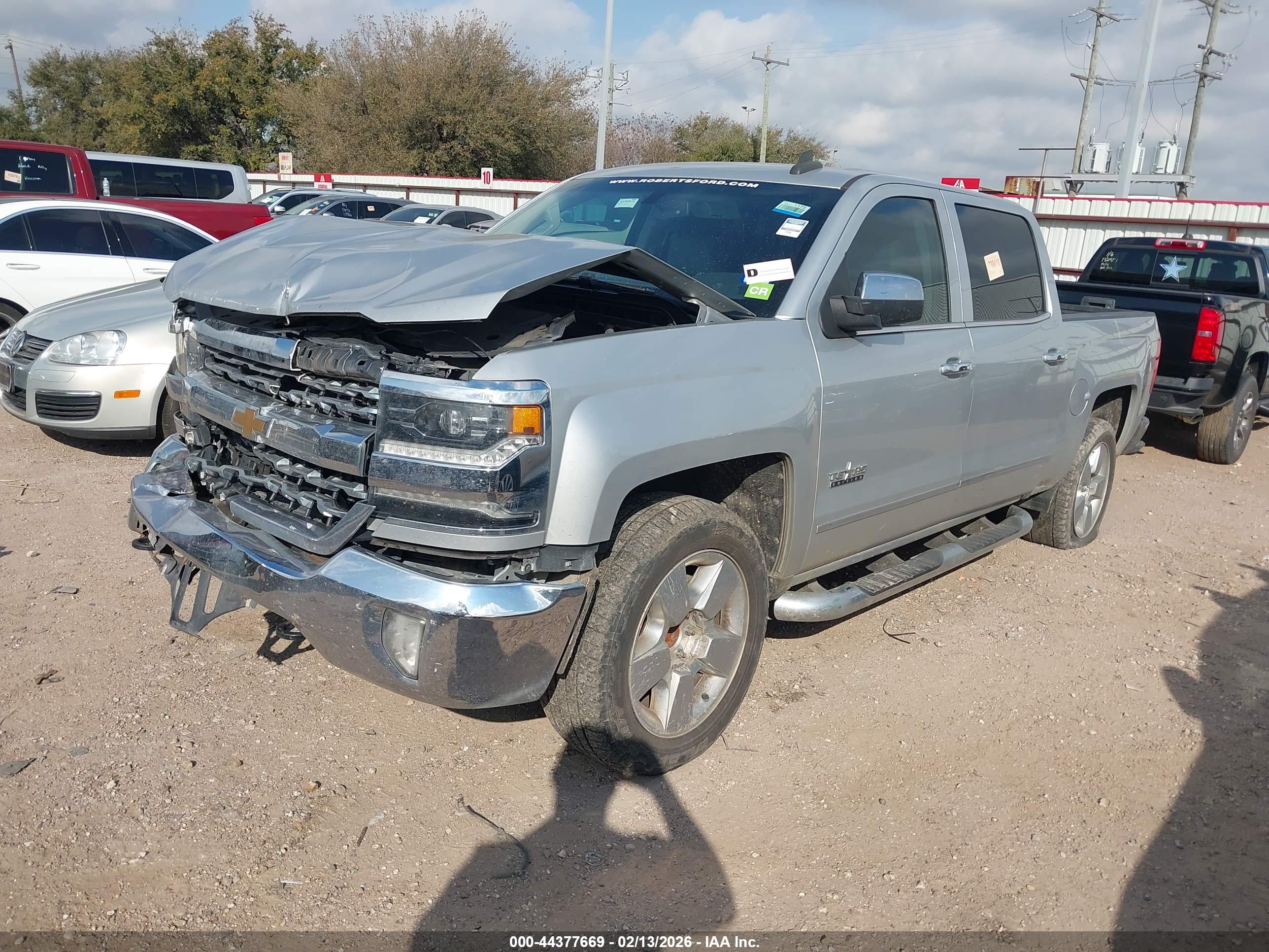 CHEVROLET SILVERADO image 2