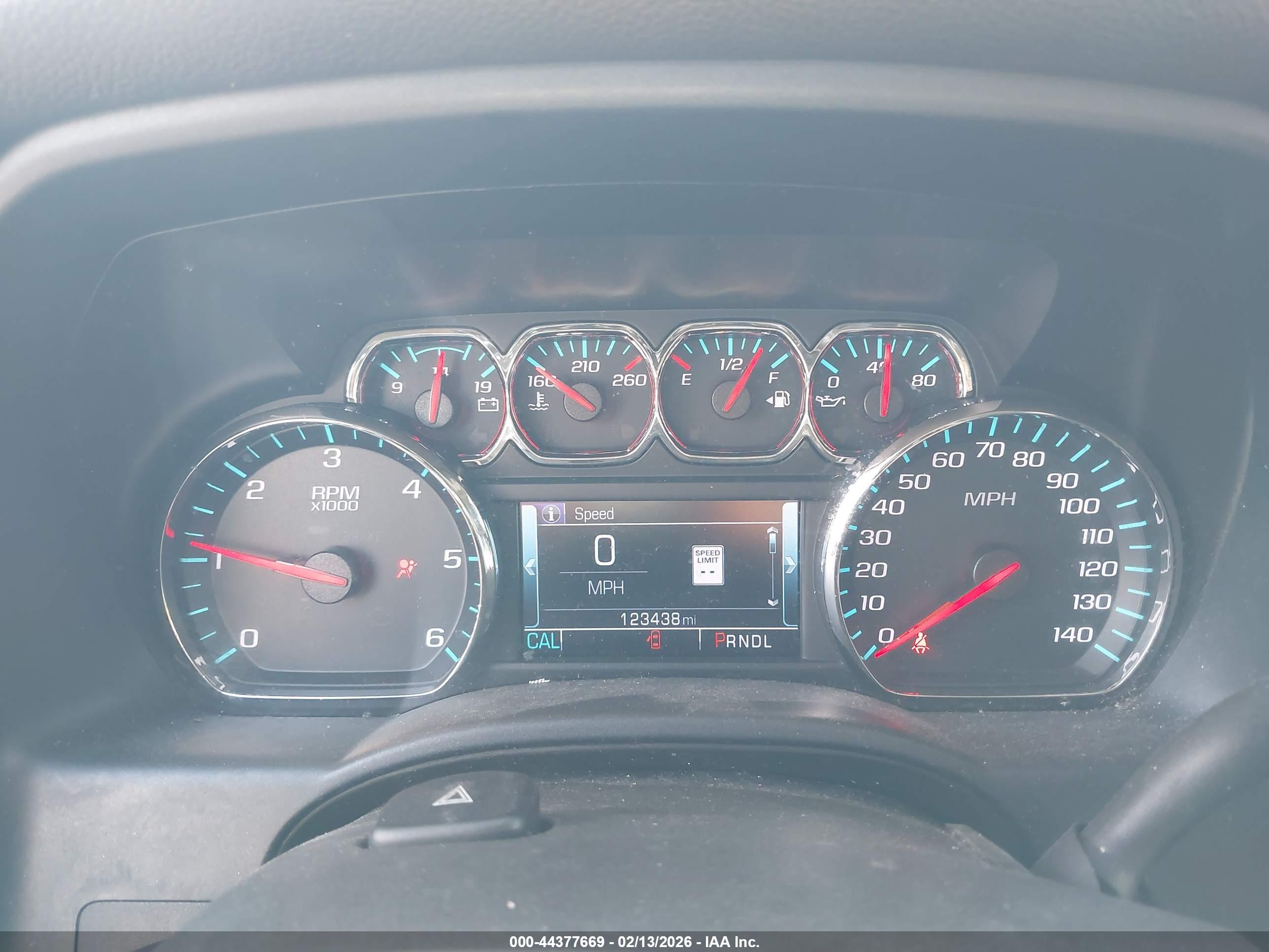 CHEVROLET SILVERADO image 7