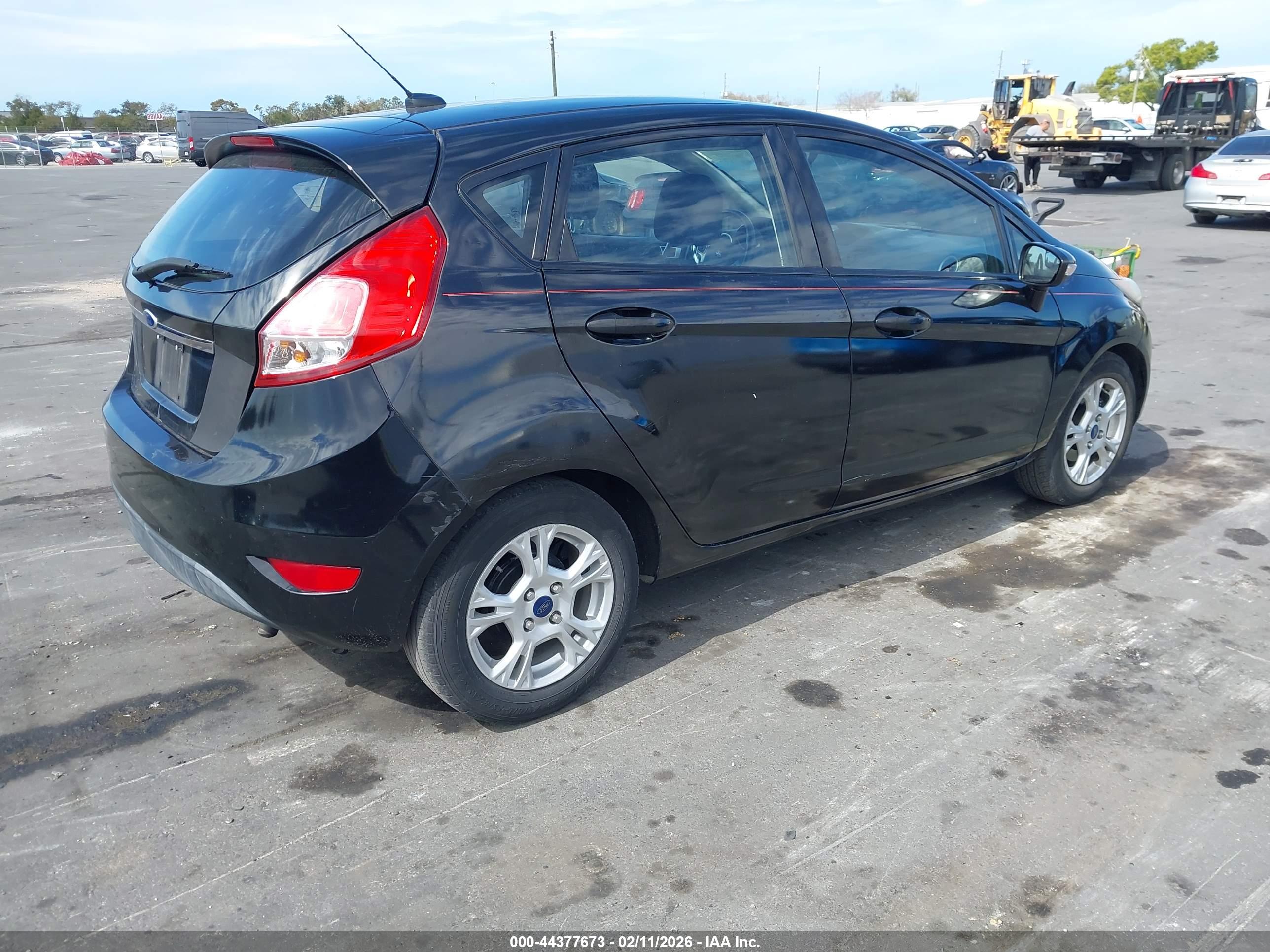 FORD FIESTA image 4