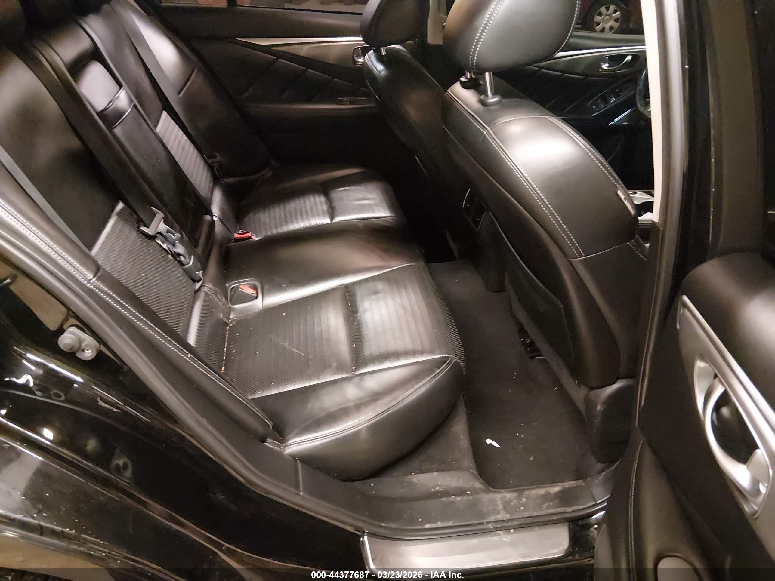 INFINITI Q50 image 8