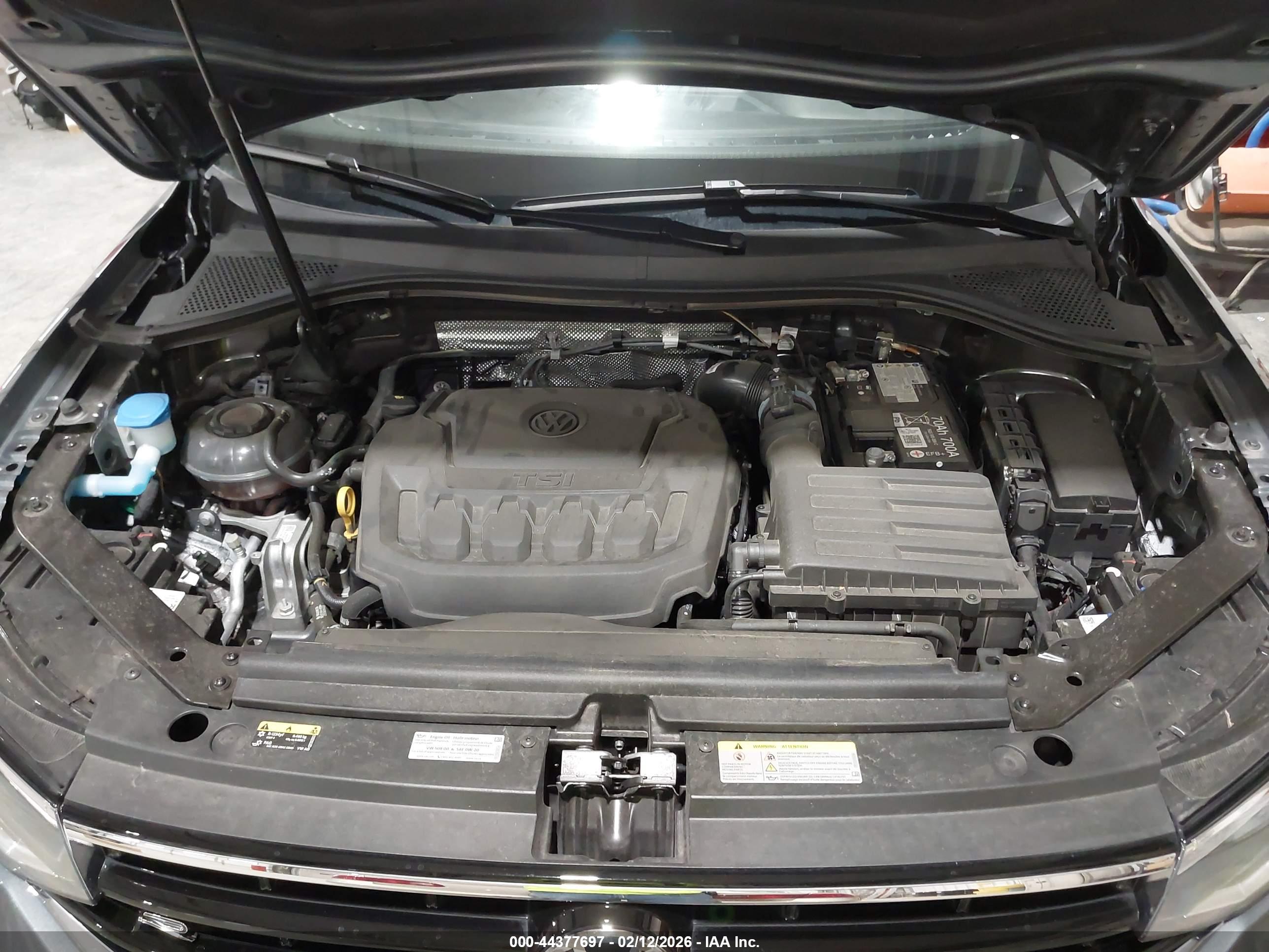 VOLKSWAGEN TIGUAN image 10