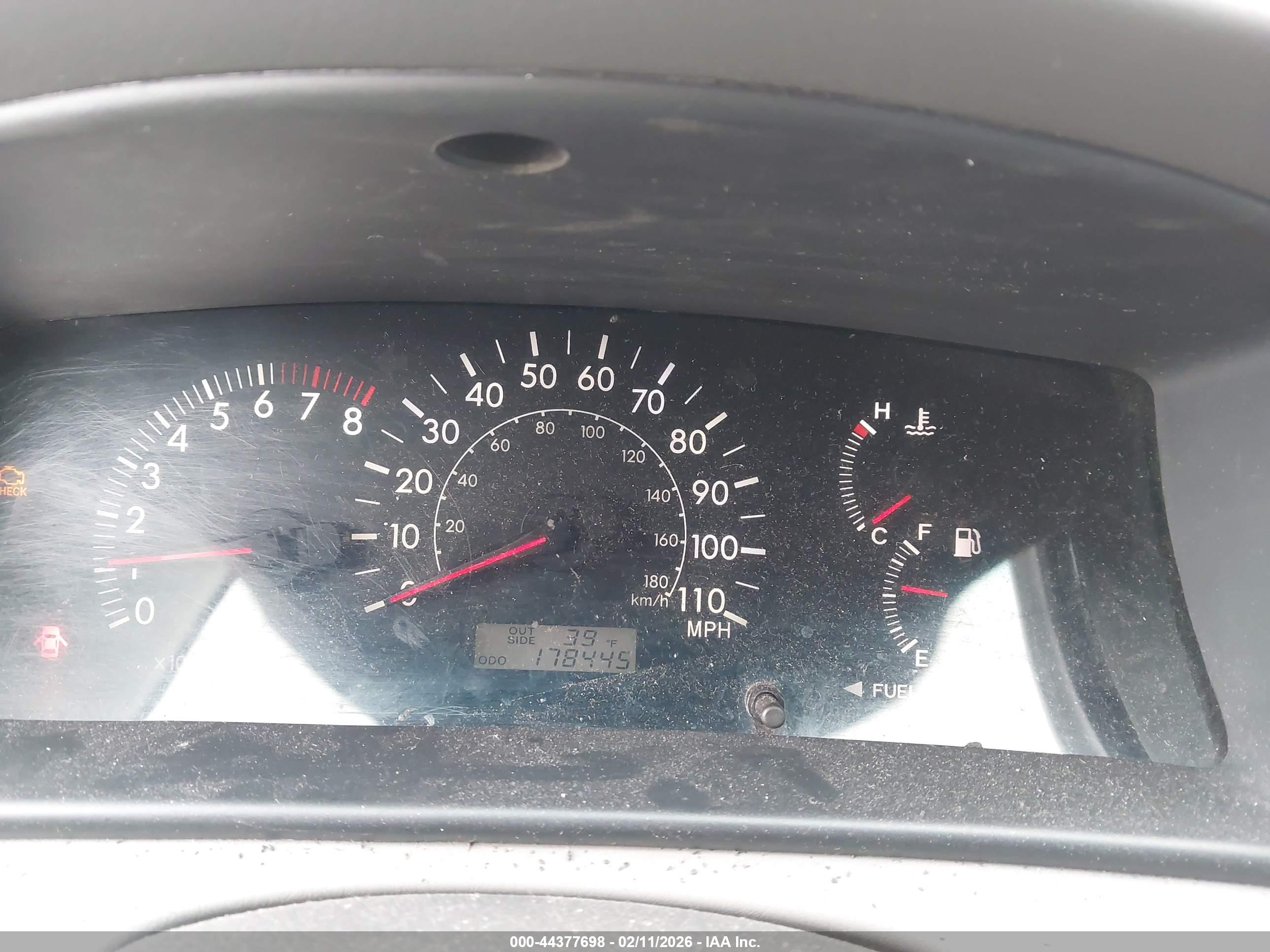 TOYOTA COROLLA image 7