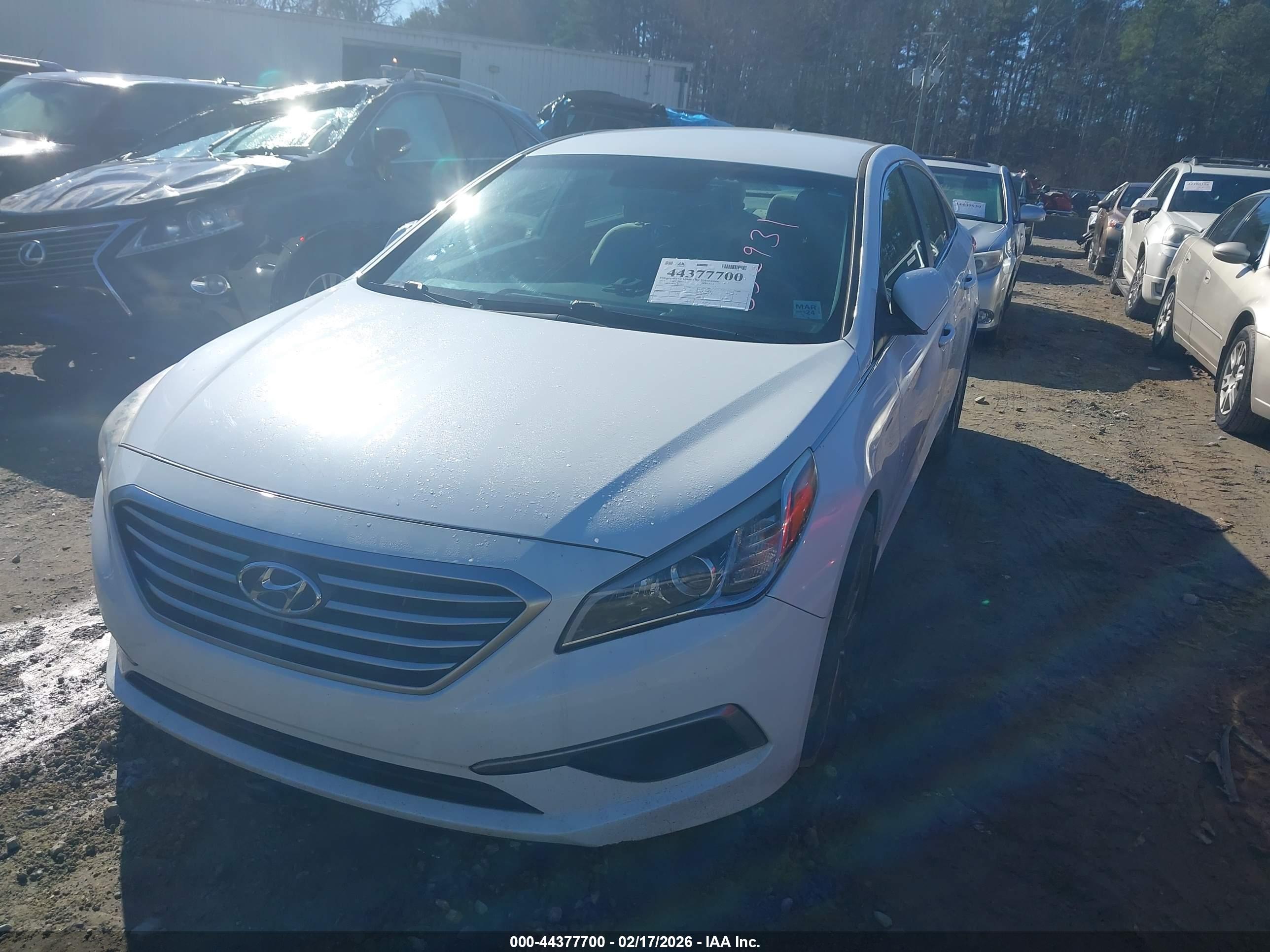 HYUNDAI SONATA image 2