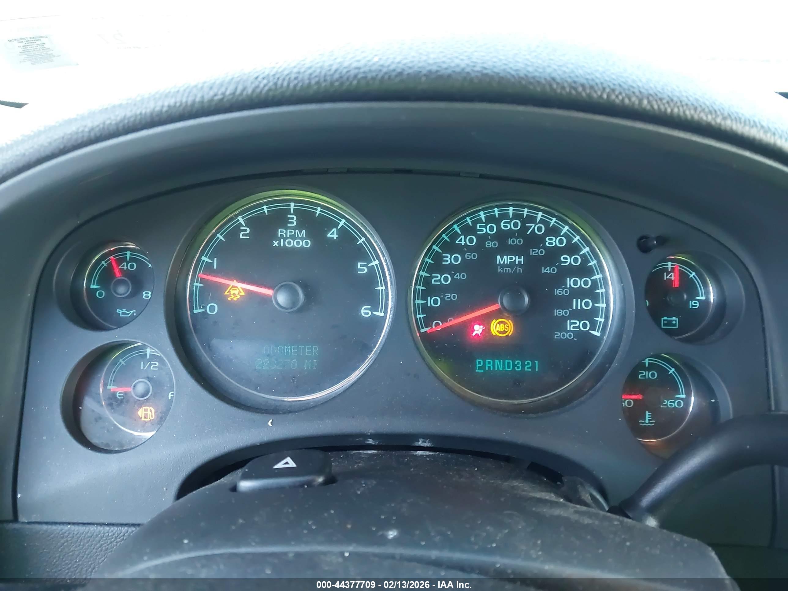 CHEVROLET TAHOE image 7