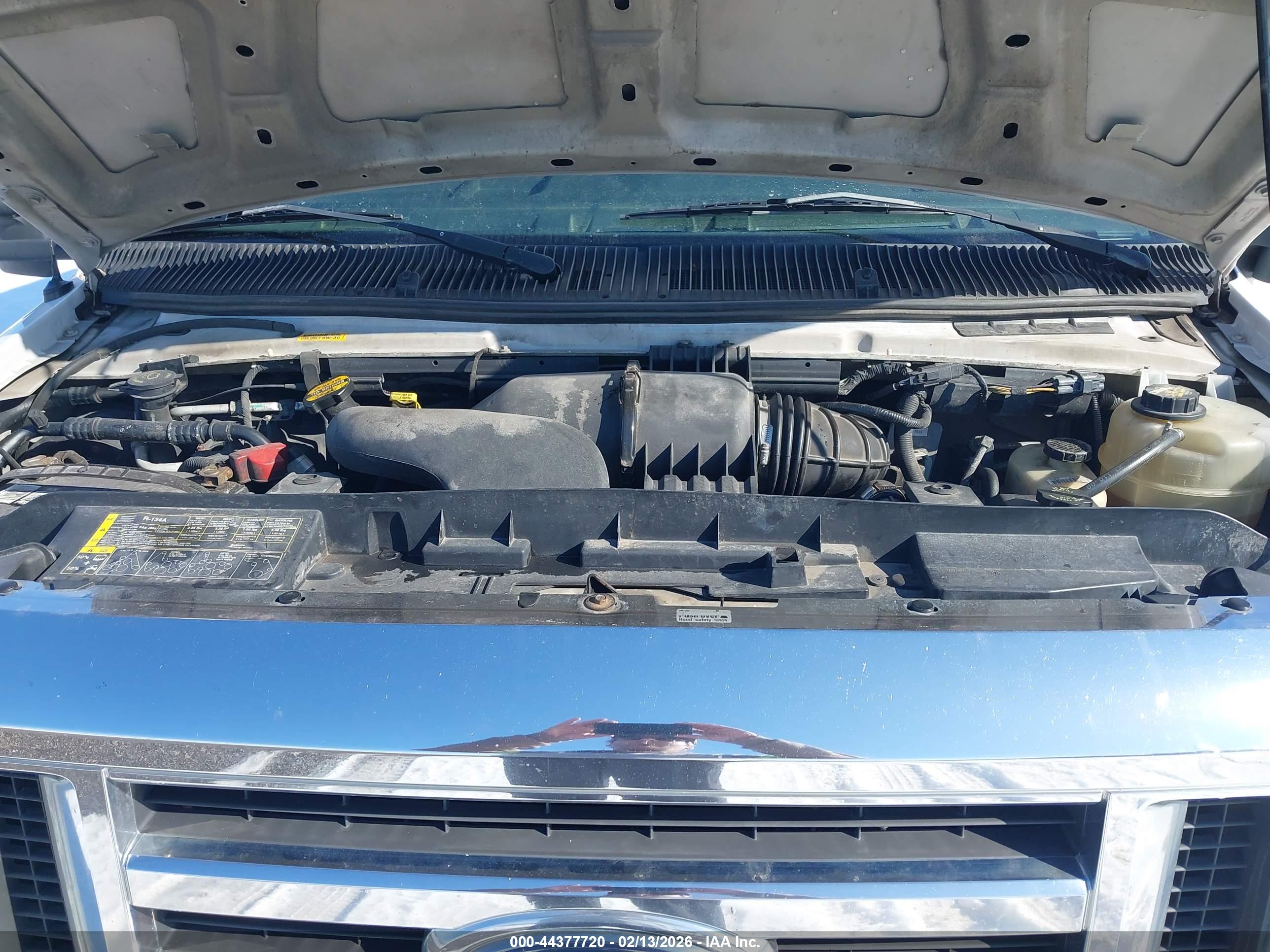 FORD E-450 image 10