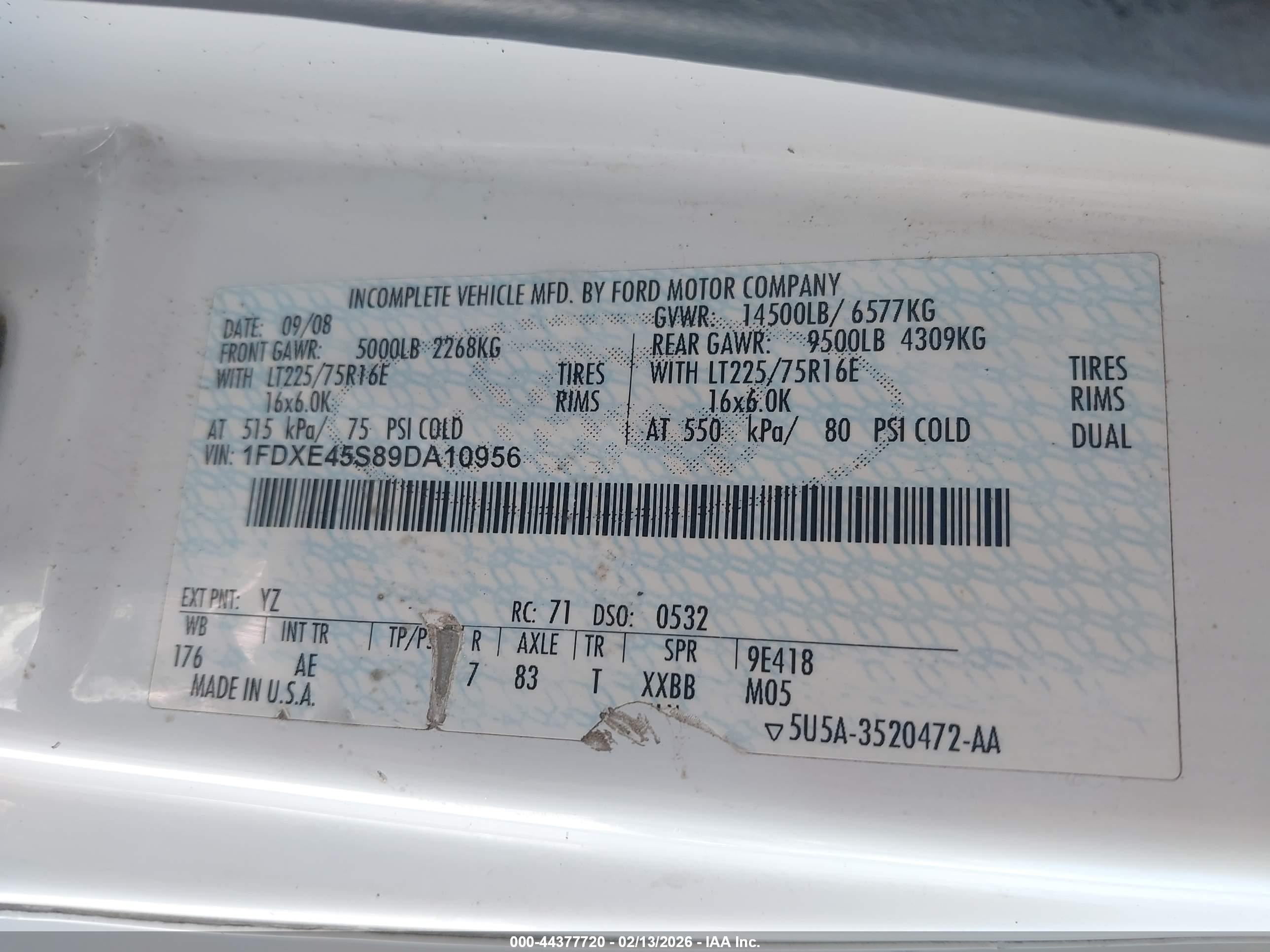 FORD E-450 image 9
