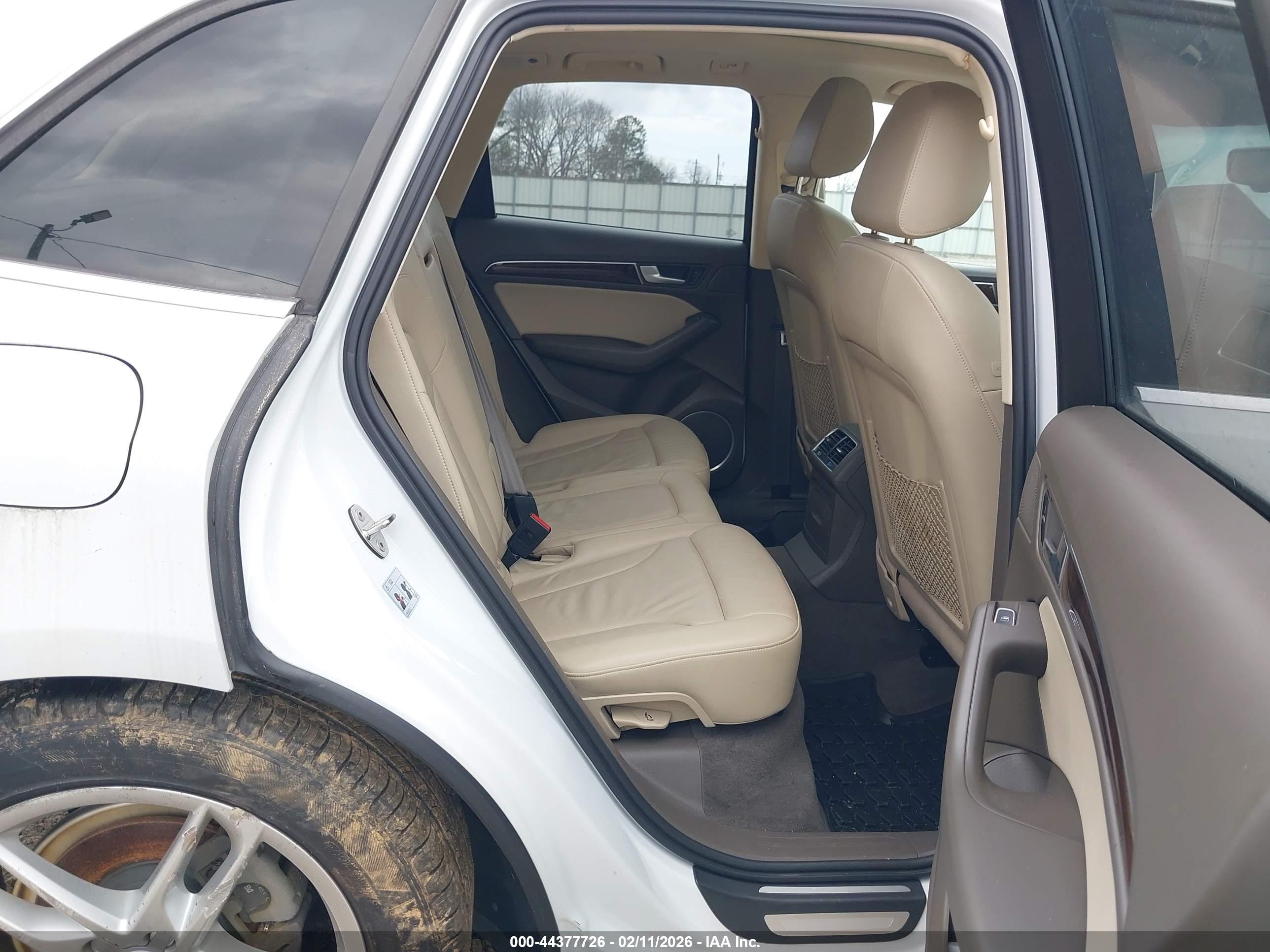 AUDI Q5 image 8