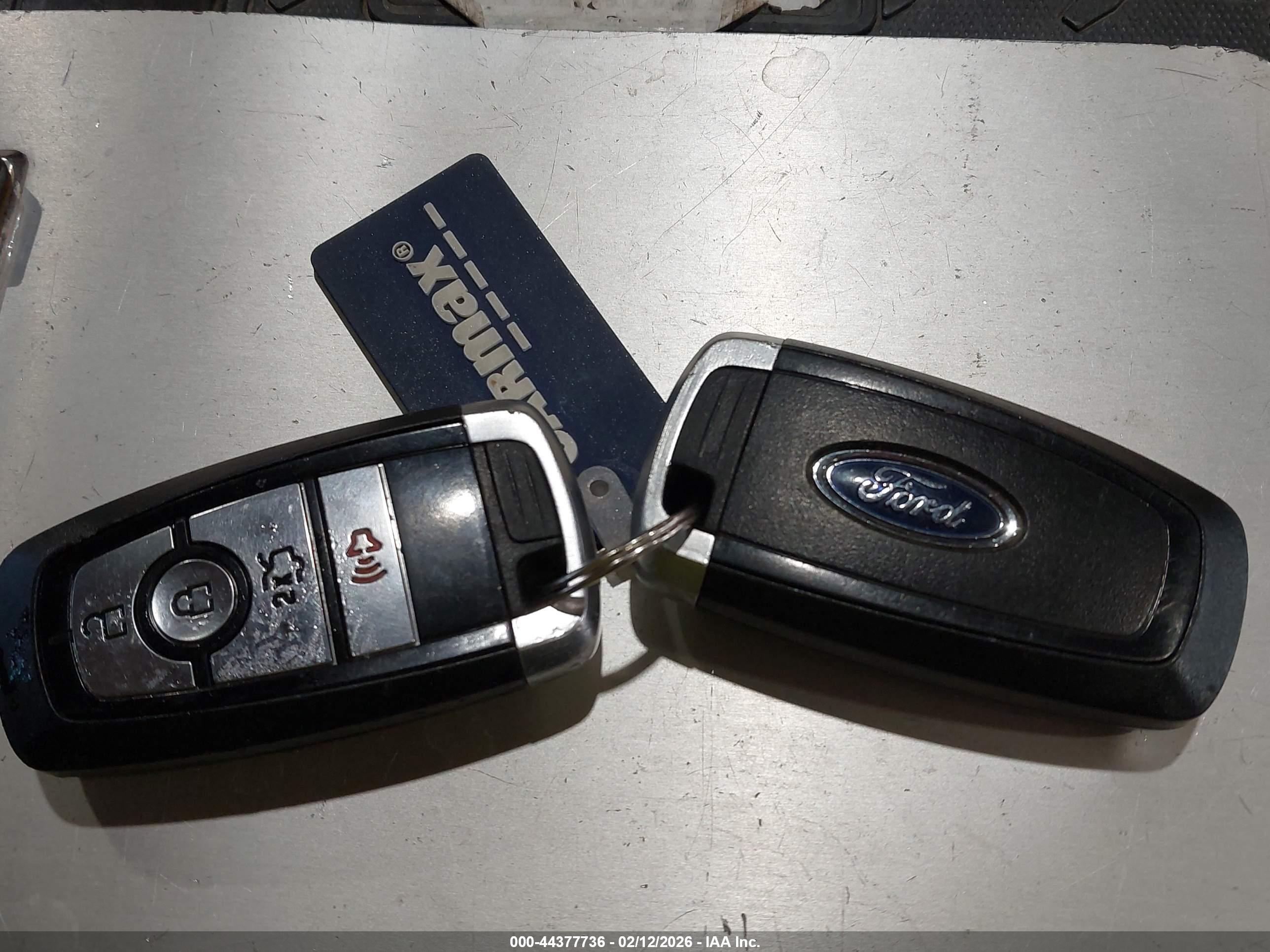 FORD FUSION image 11