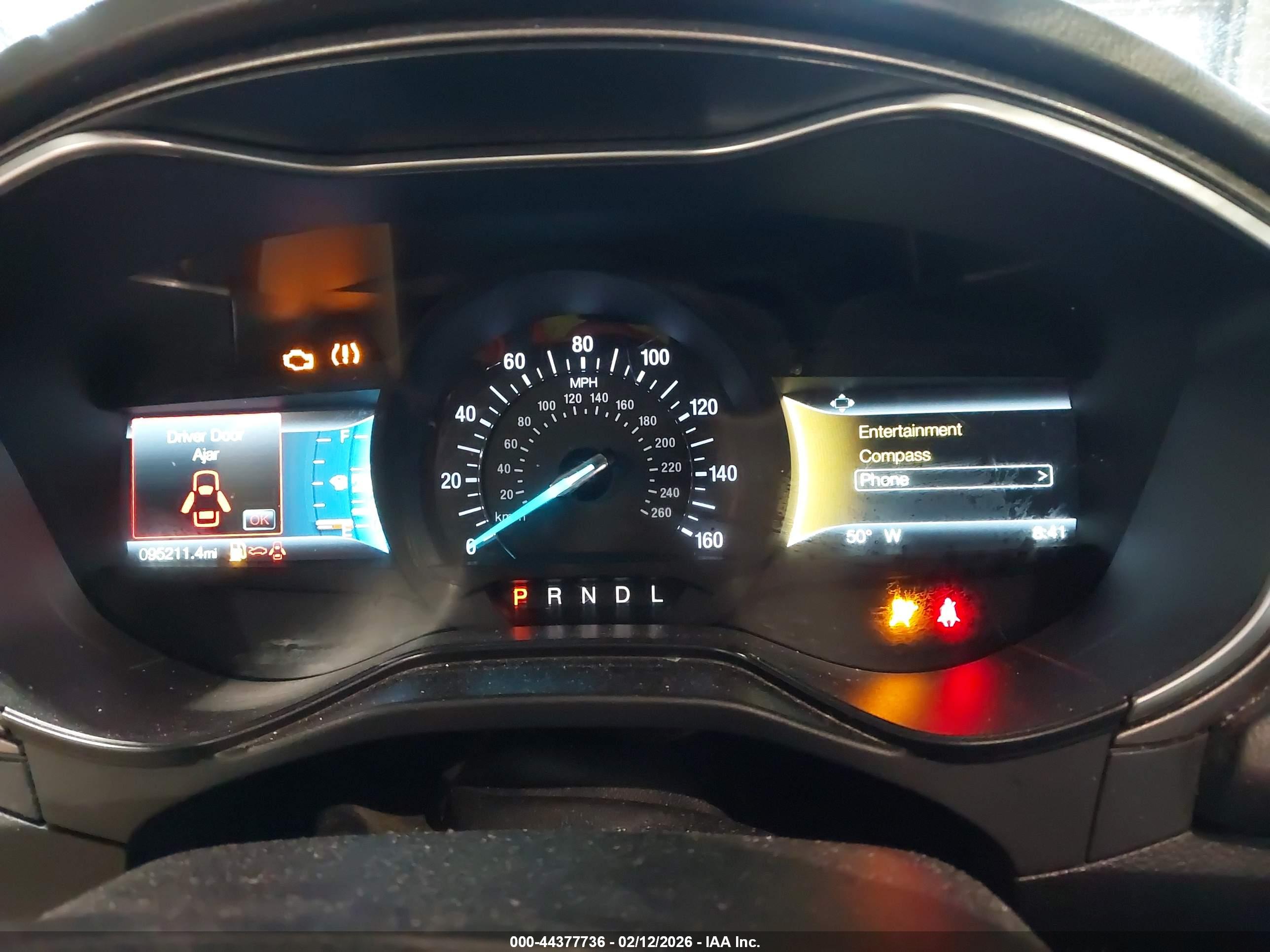 FORD FUSION image 7