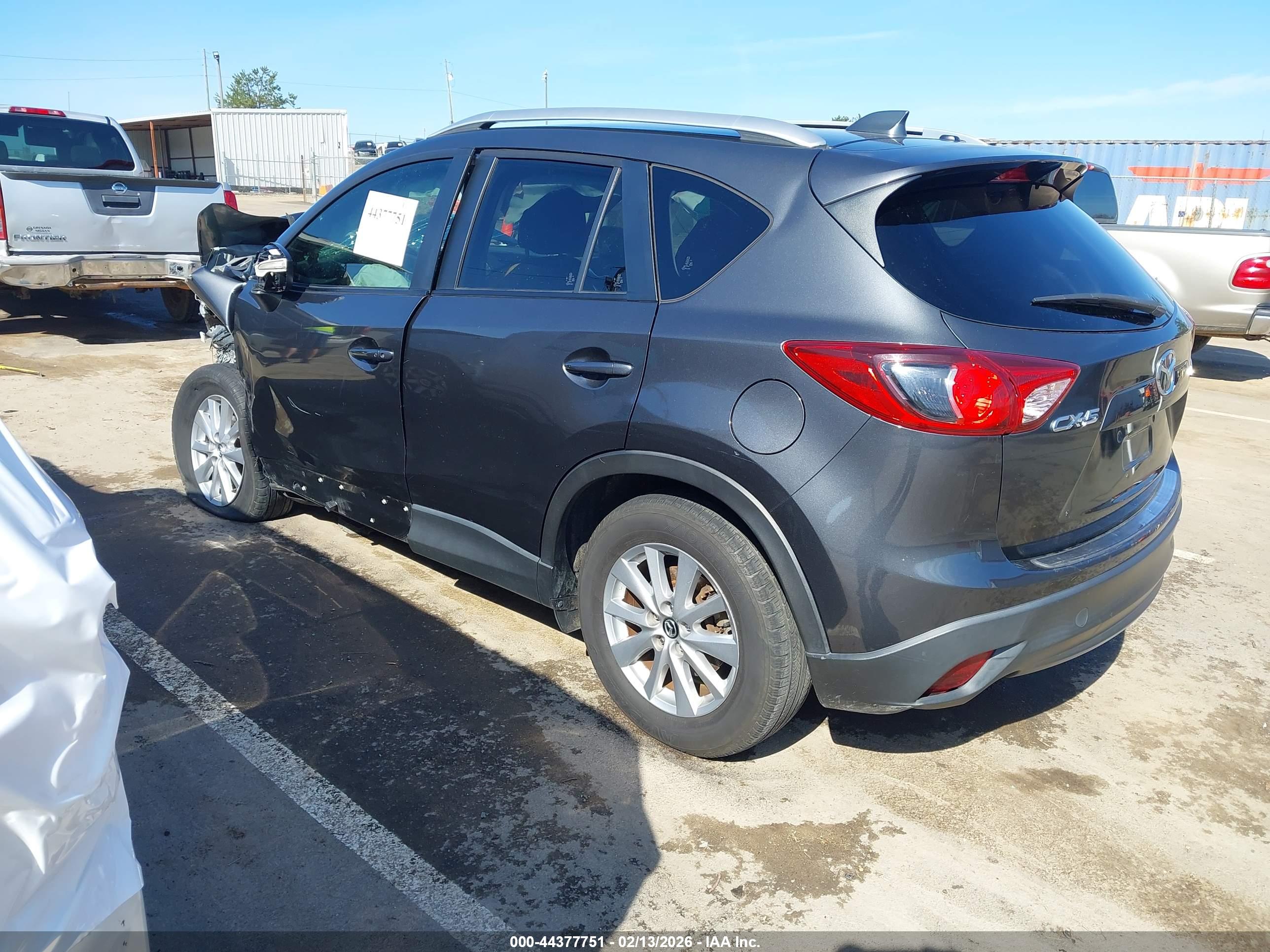 MAZDA CX-5 image 3