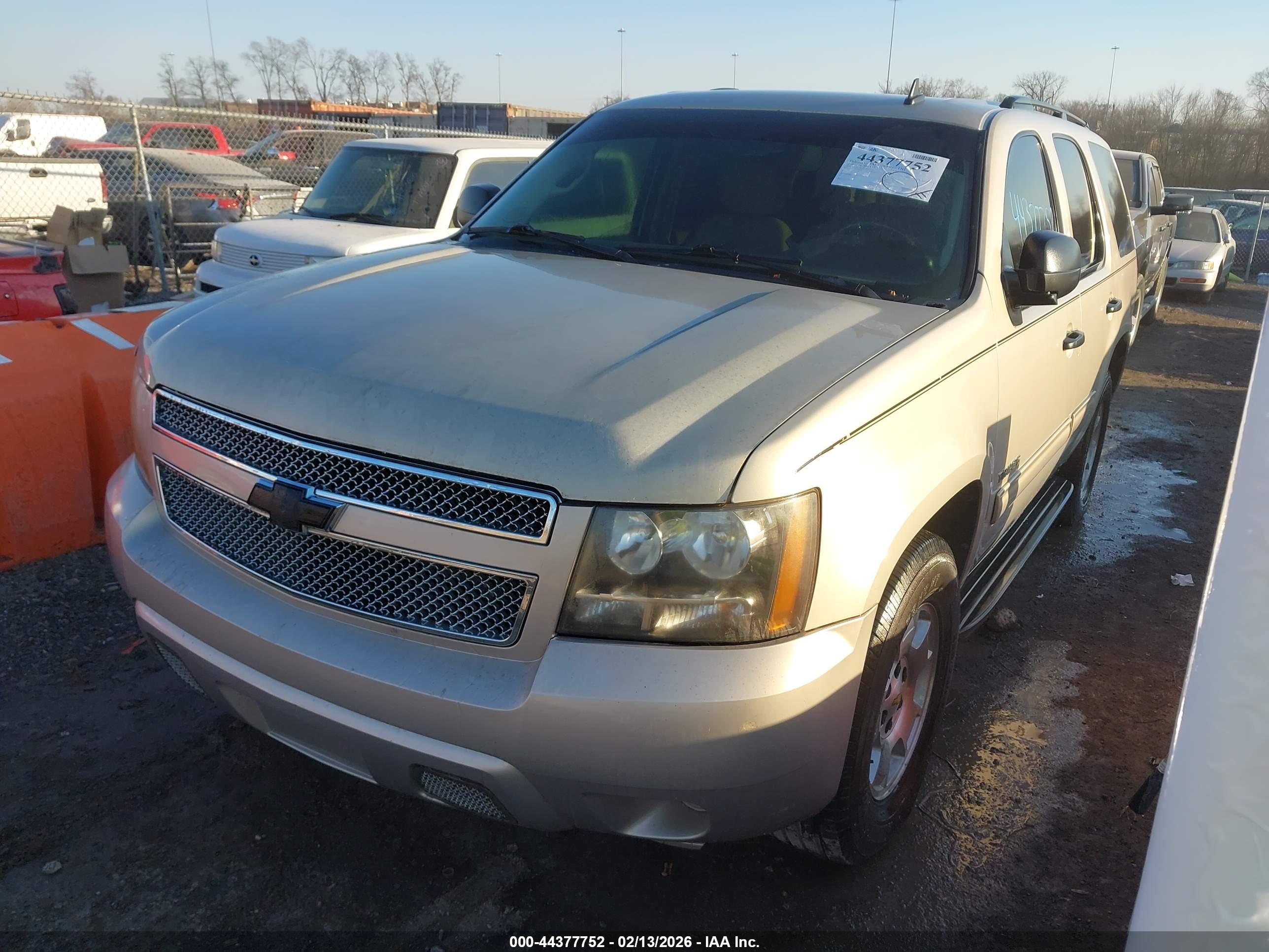 CHEVROLET TAHOE image 2